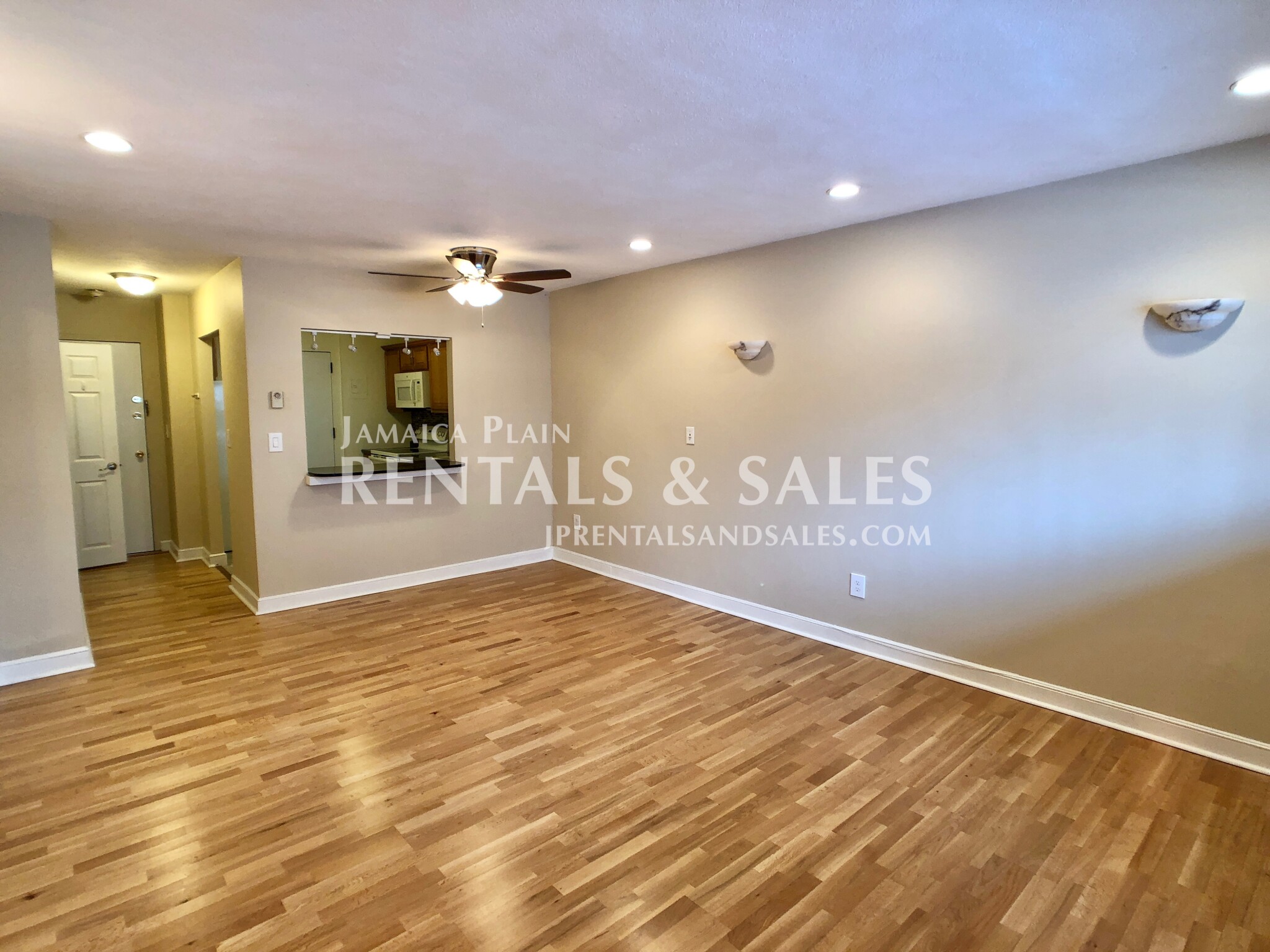 2 bed, 1 bath apartment for rent at 18 Pond St Unit 1, Jamaica Plain