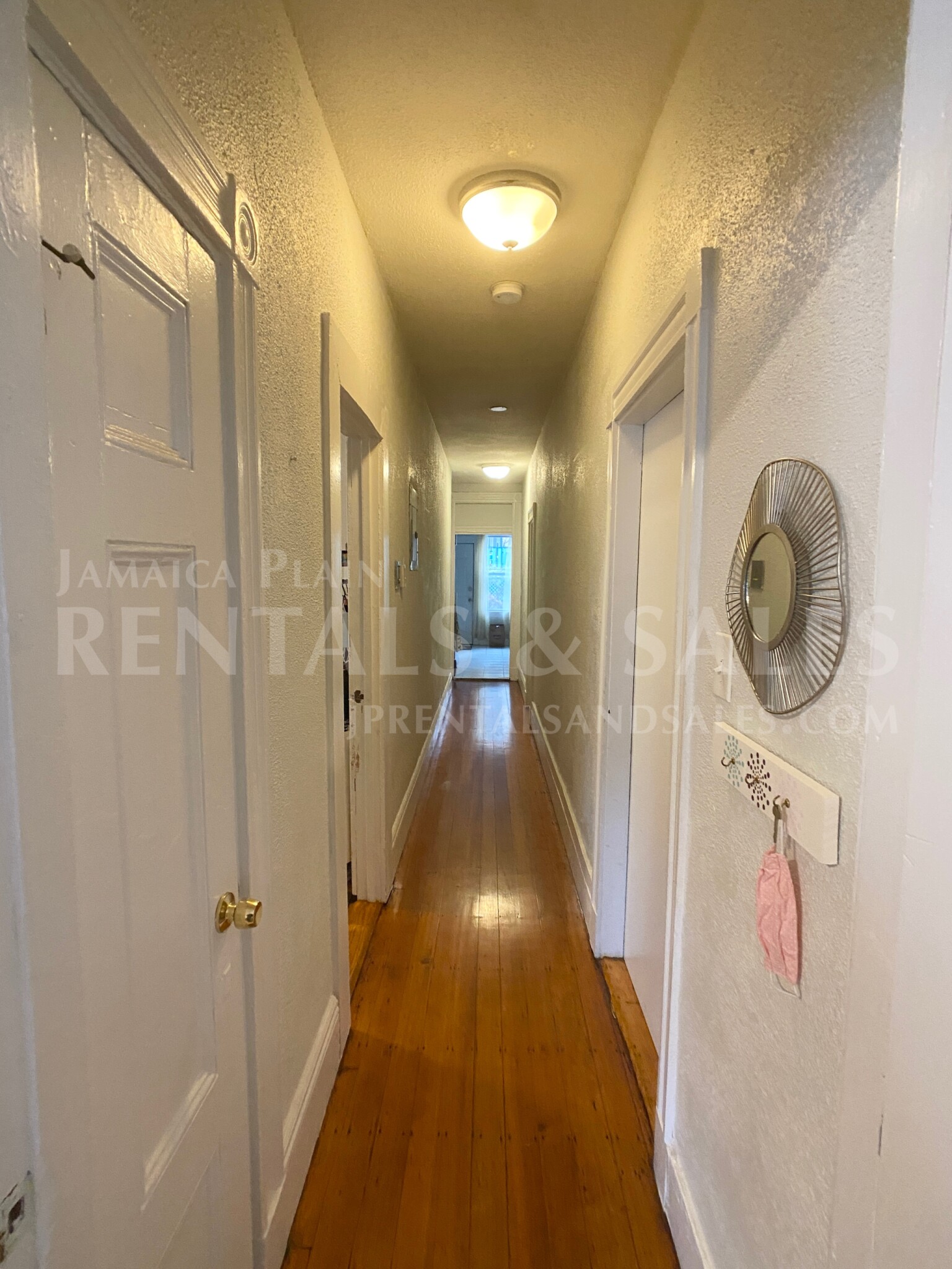 3 bed, 1 bath apartment for rent at 48 Green St Unit 1, Jamaica Plain — photo 9 of 18