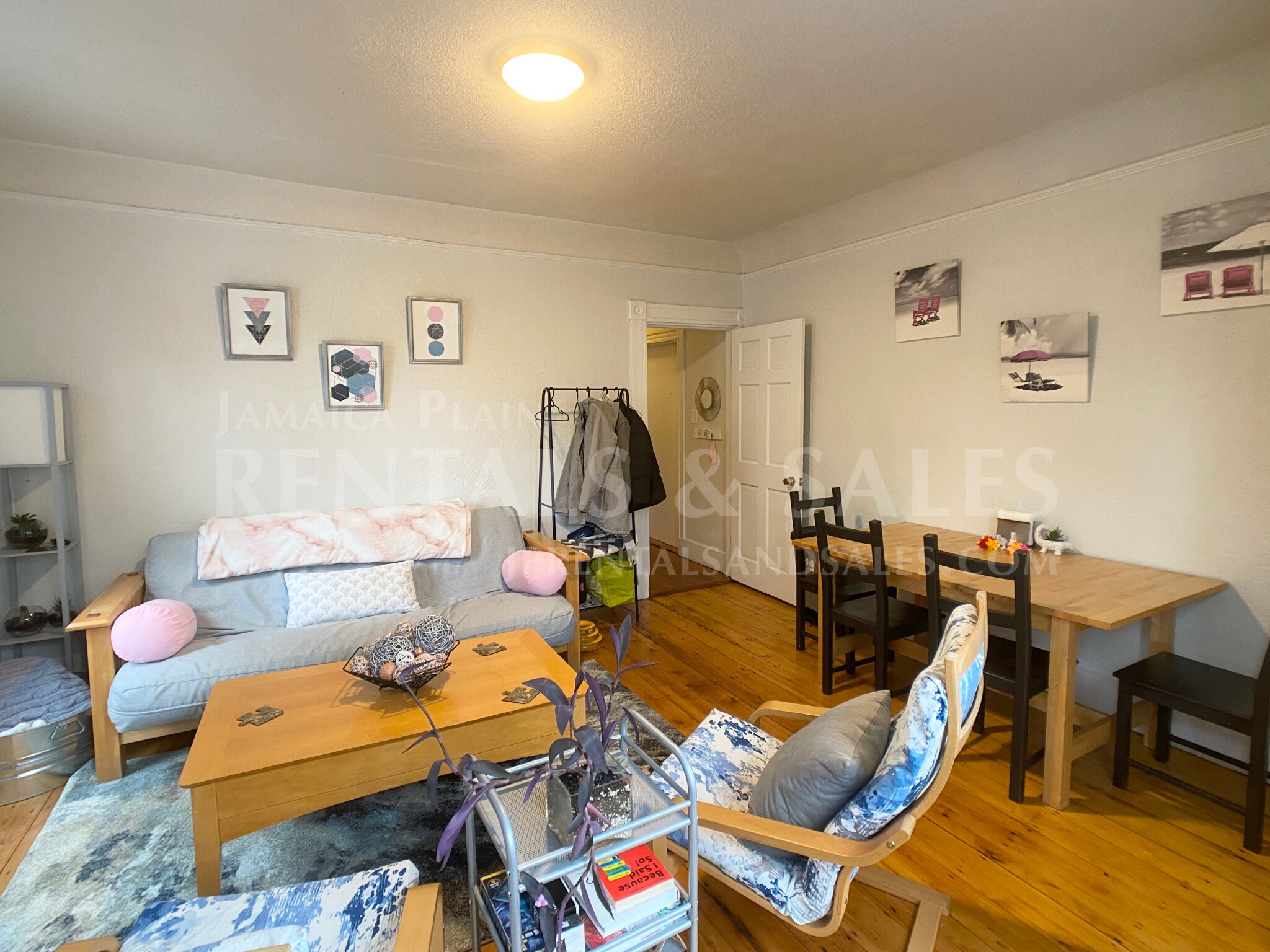 3 bed, 1 bath apartment for rent at 48 Green St Unit 1, Jamaica Plain — photo 8 of 18