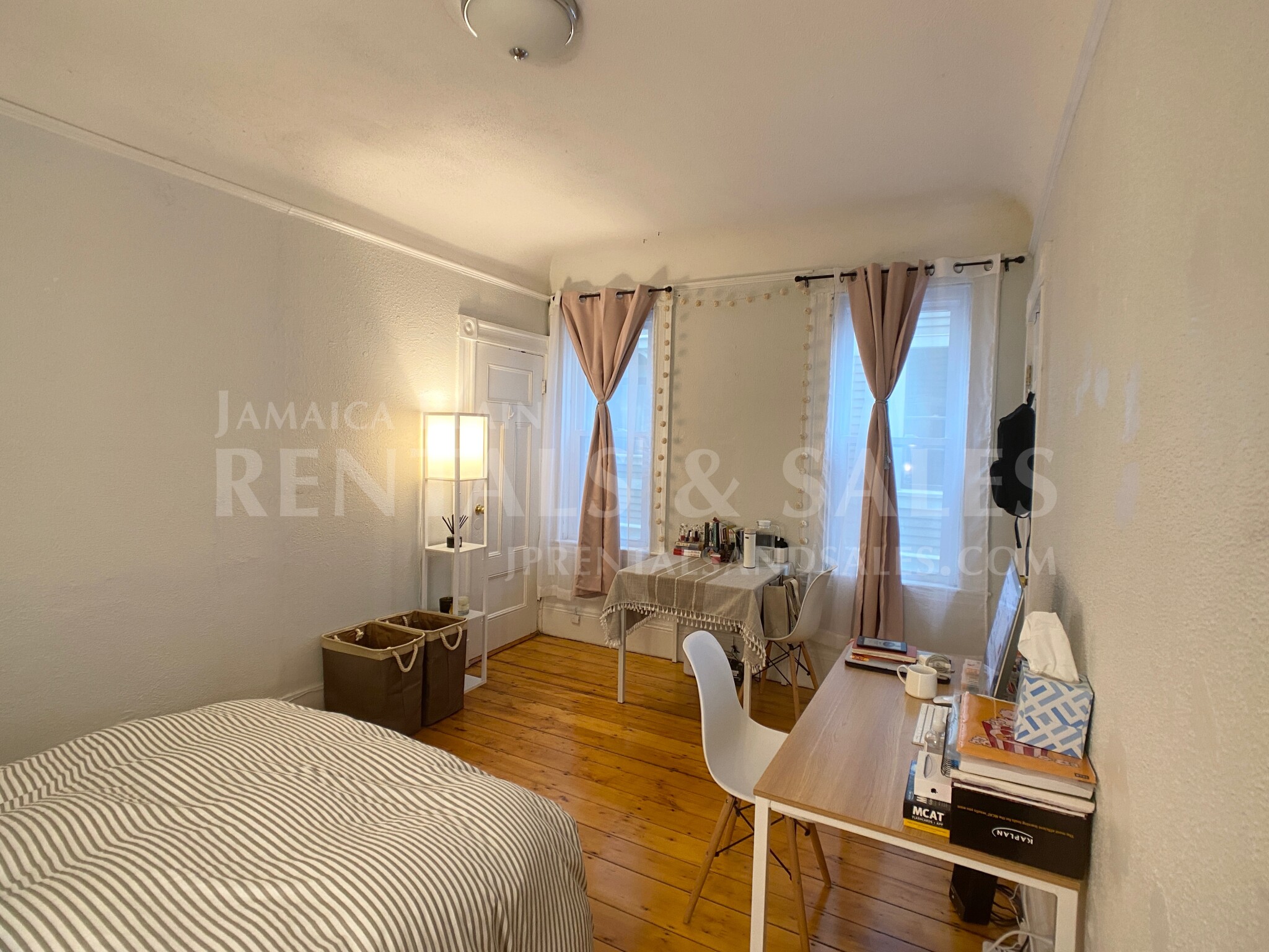 3 bed, 1 bath apartment for rent at 48 Green St Unit 1, Jamaica Plain — photo 18 of 18