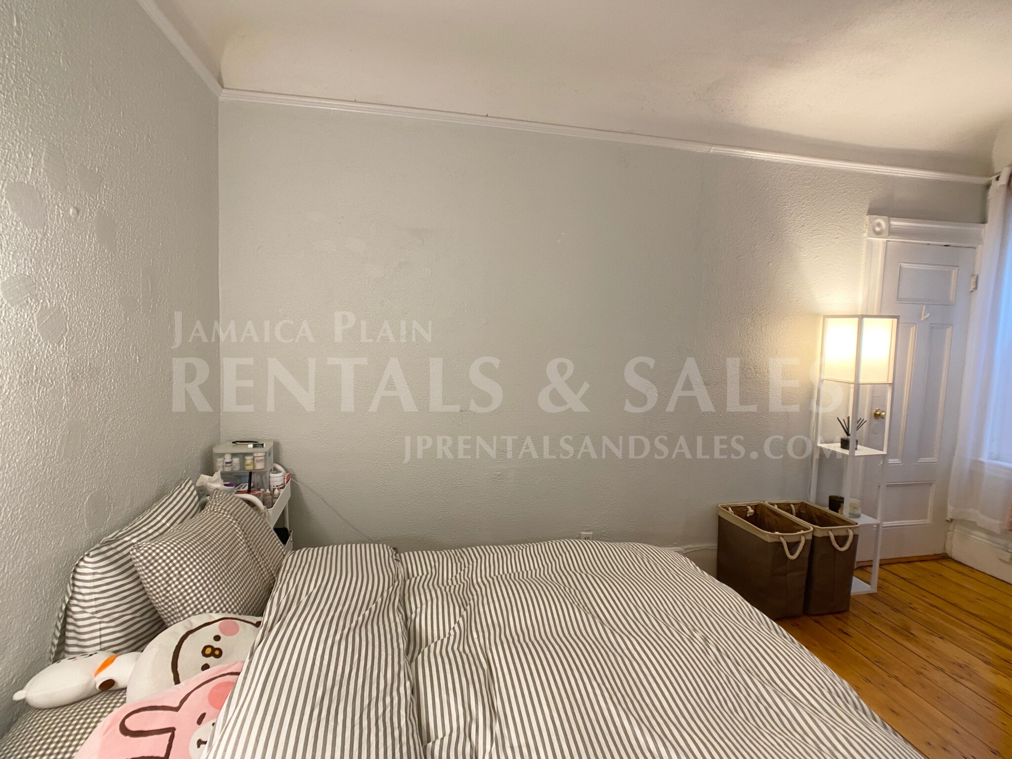 3 bed, 1 bath apartment for rent at 48 Green St Unit 1, Jamaica Plain — photo 17 of 18