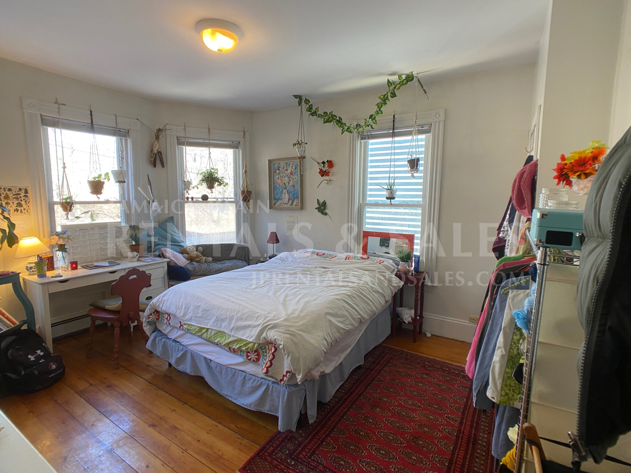 4 bed, 1 bath apartment for rent at 32 Fisher Ave Unit 1 CO, Jamaica Plain — photo 8 of 18