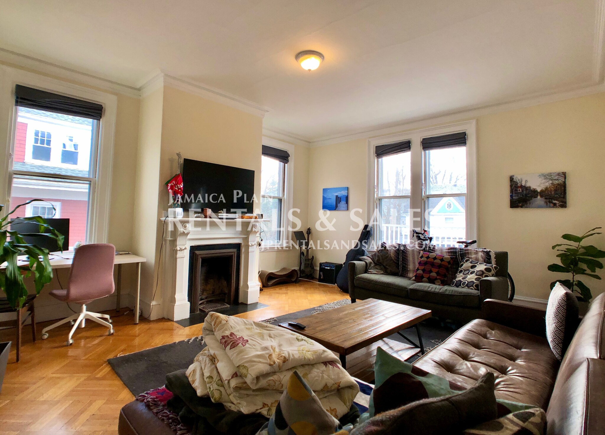 49 Burroughs St, Jamaica Plain