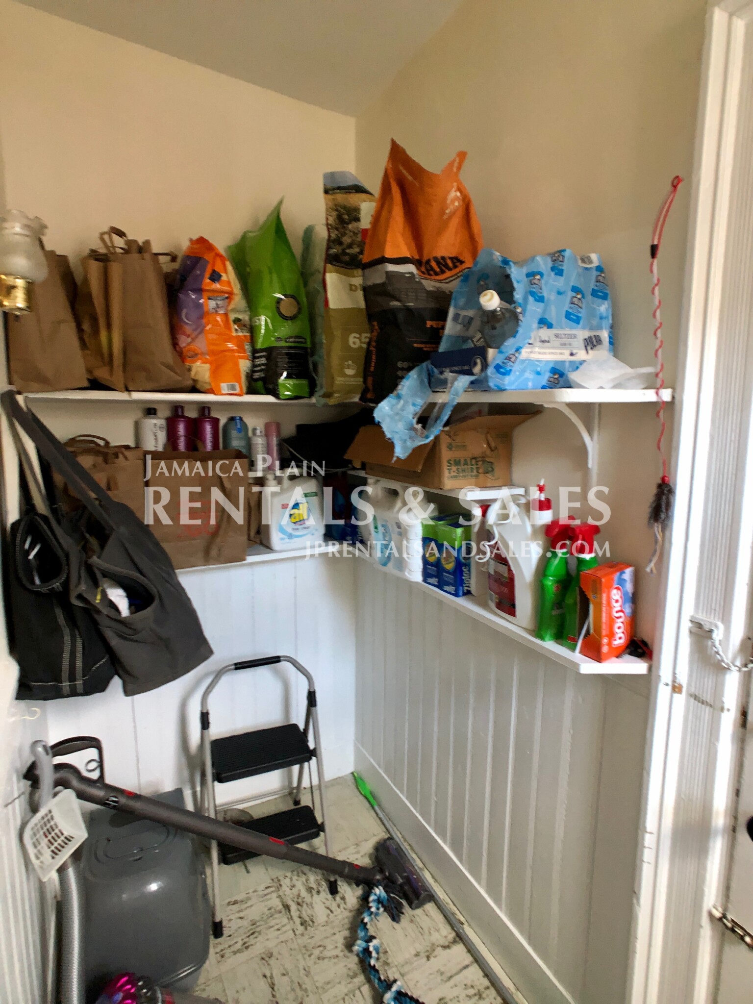 49 Burroughs St, Jamaica Plain