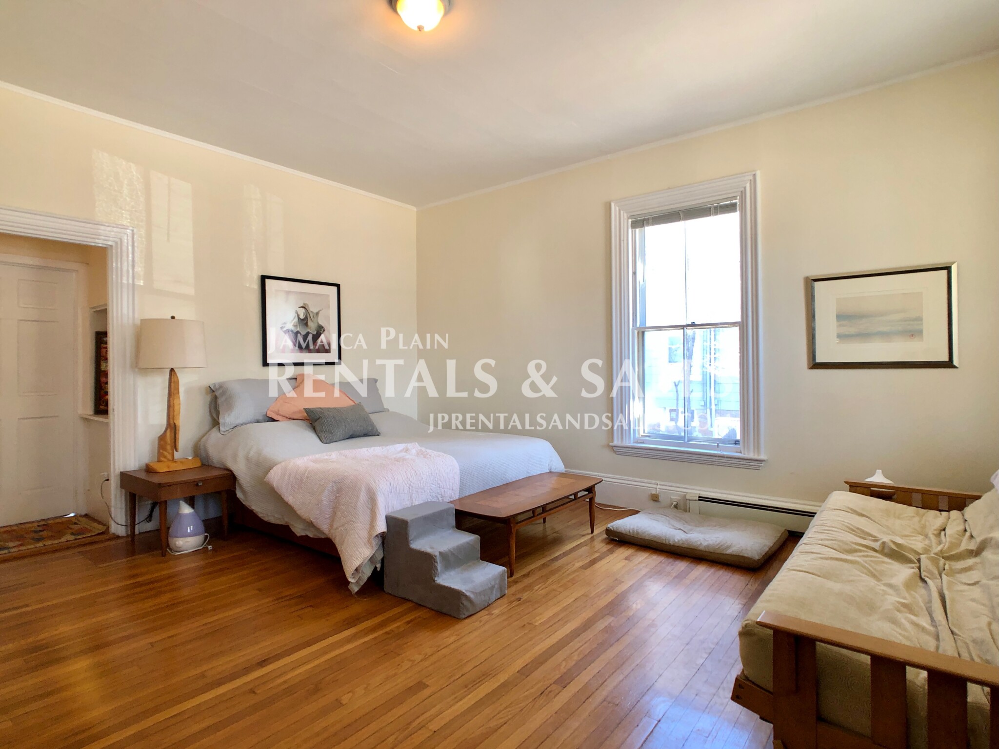 31 Burroughs St, Jamaica Plain