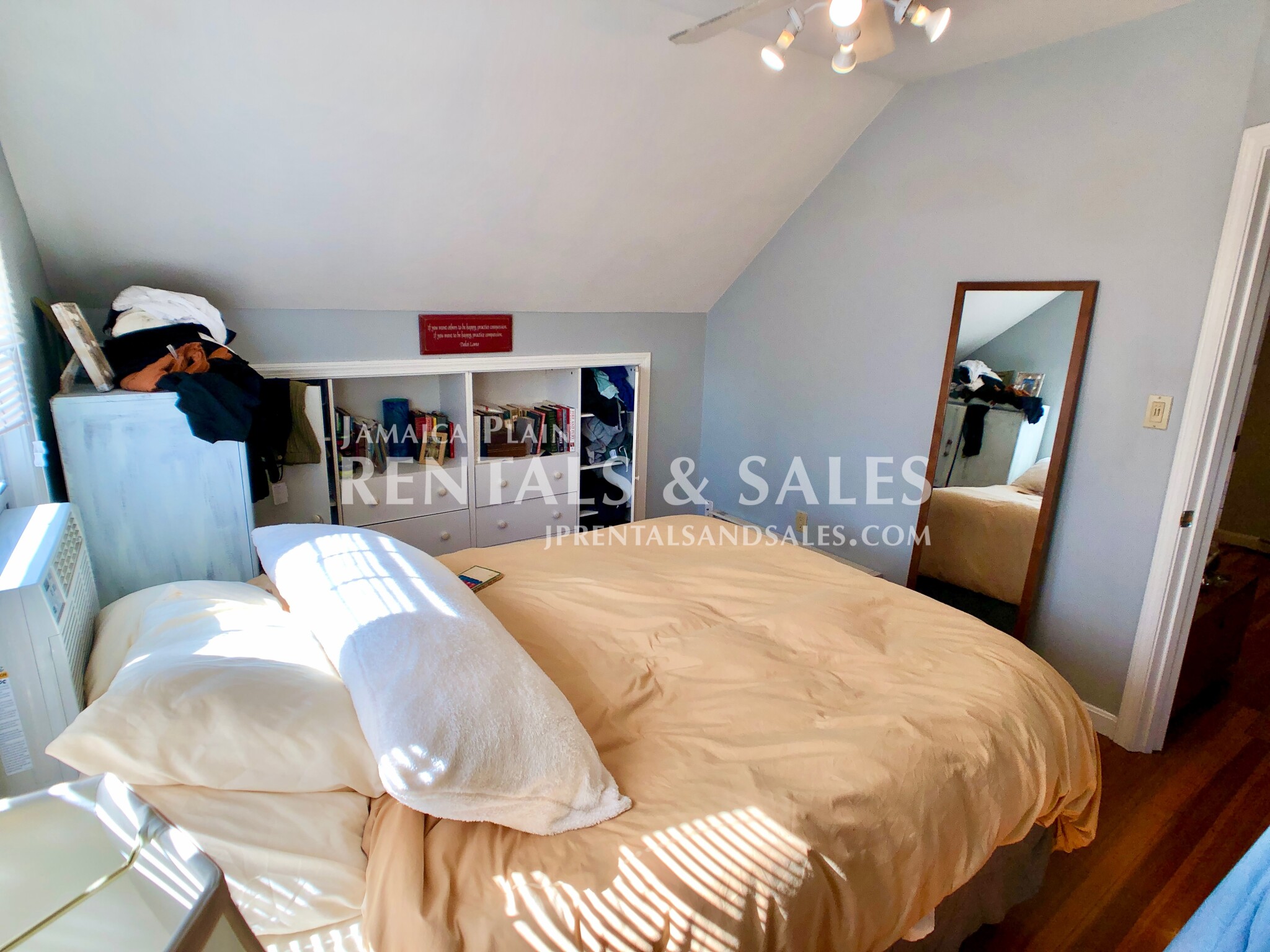 10 Garth Rd, West Roxbury