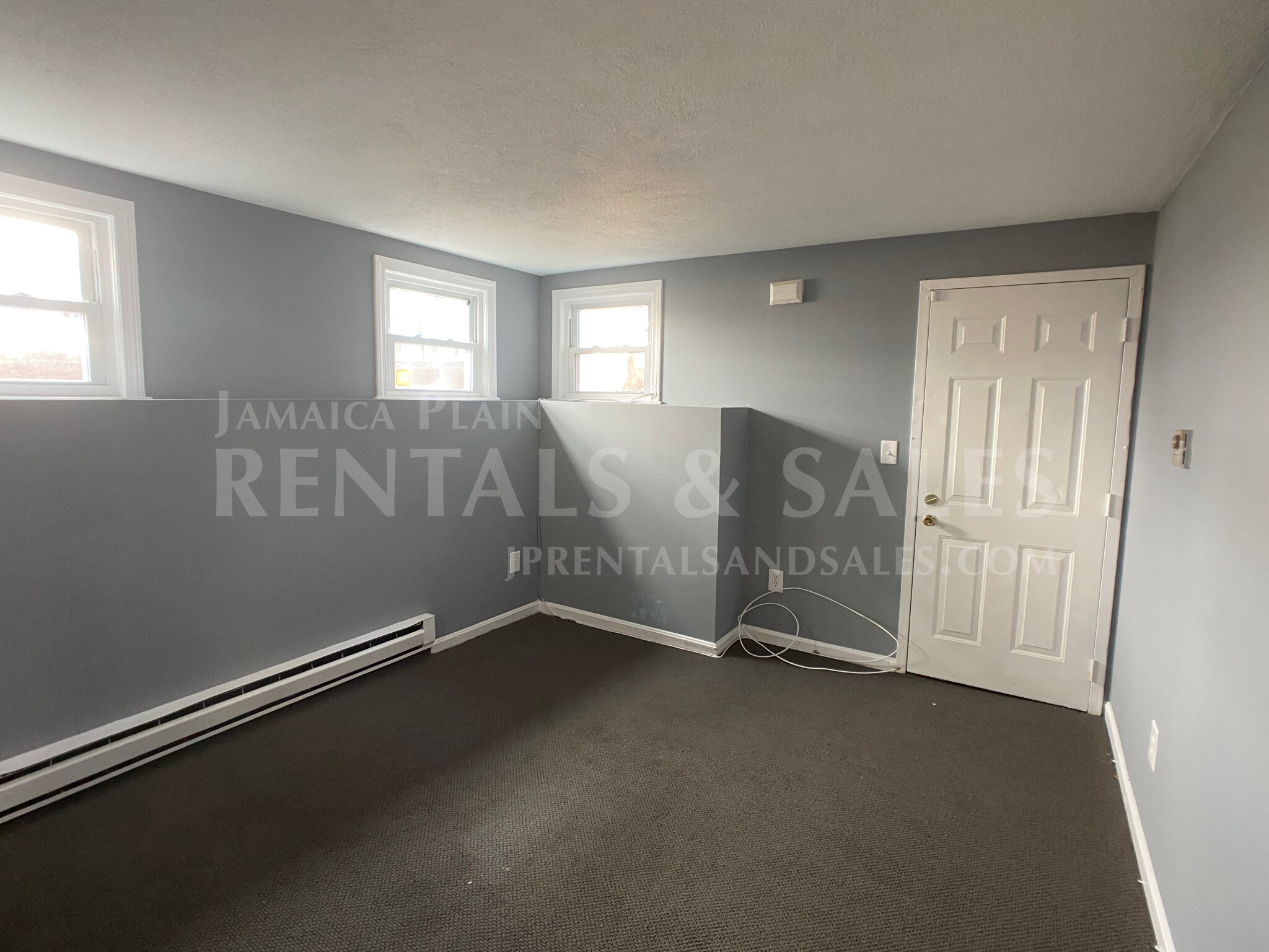 1 bed, 1 bath apartment for rent at 15 Pinedale Rd Unit 4, Roslindale — photo 5 of 11