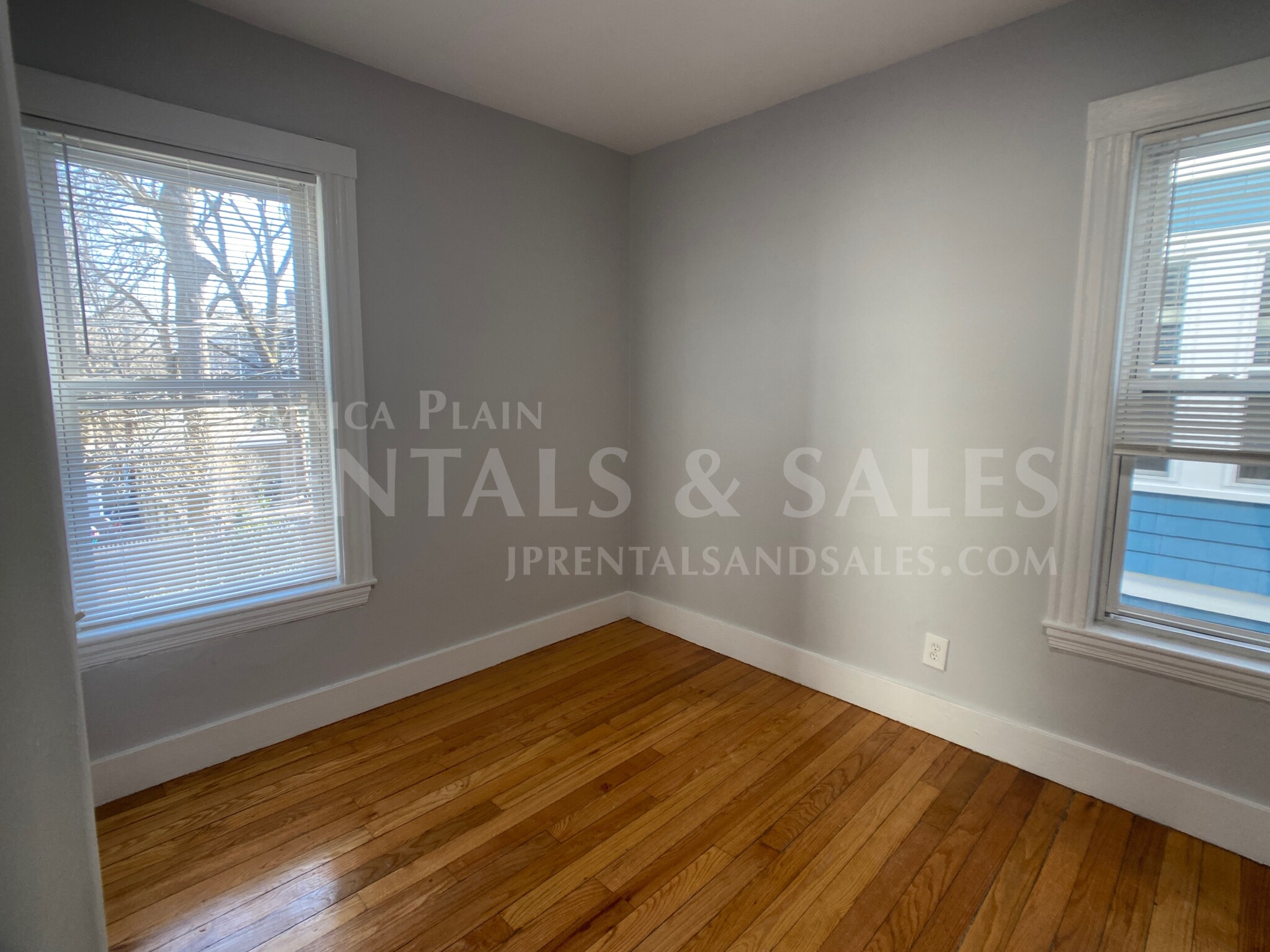 156 South St, Jamaica Plain