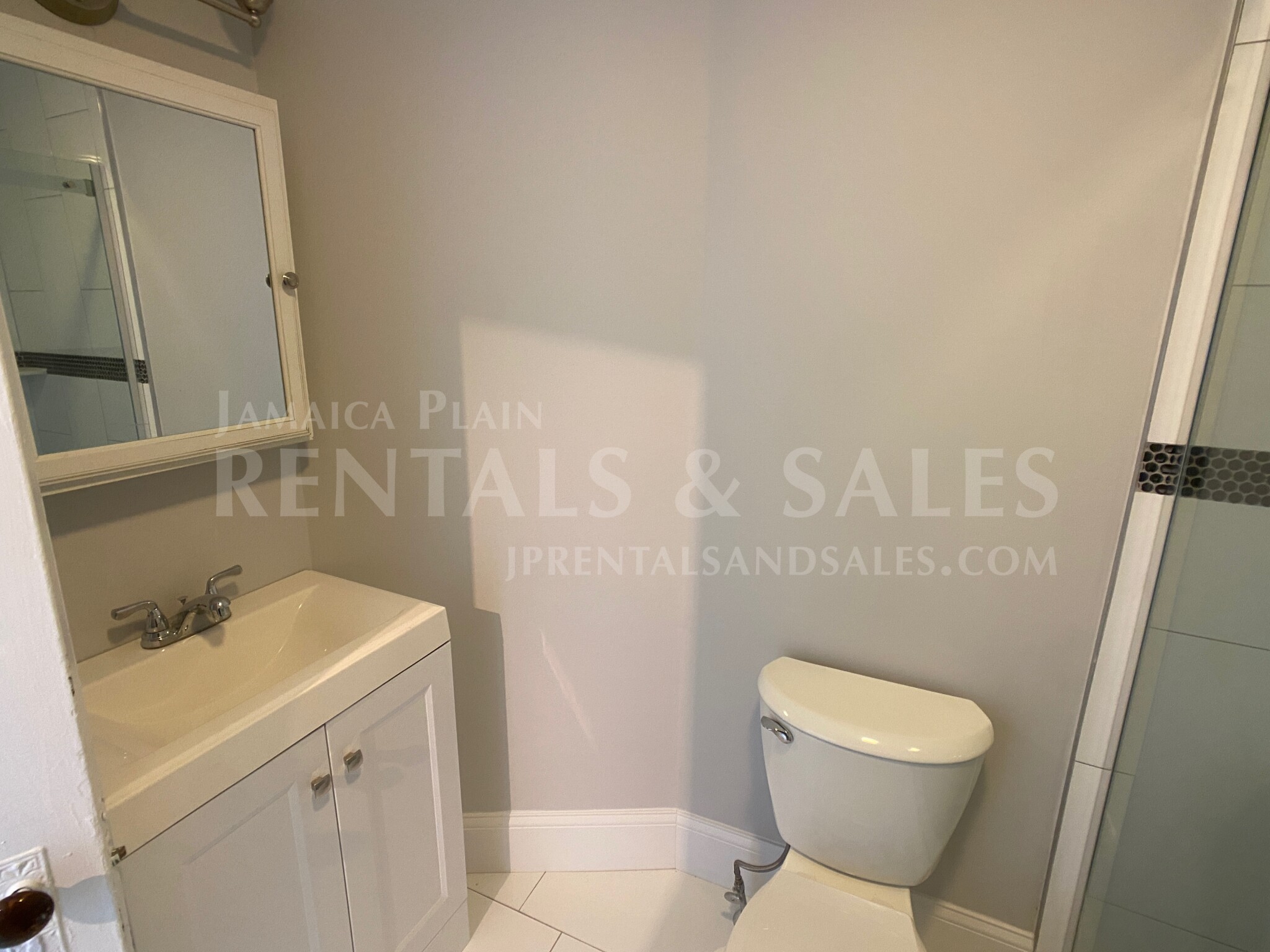 156 South St, Jamaica Plain