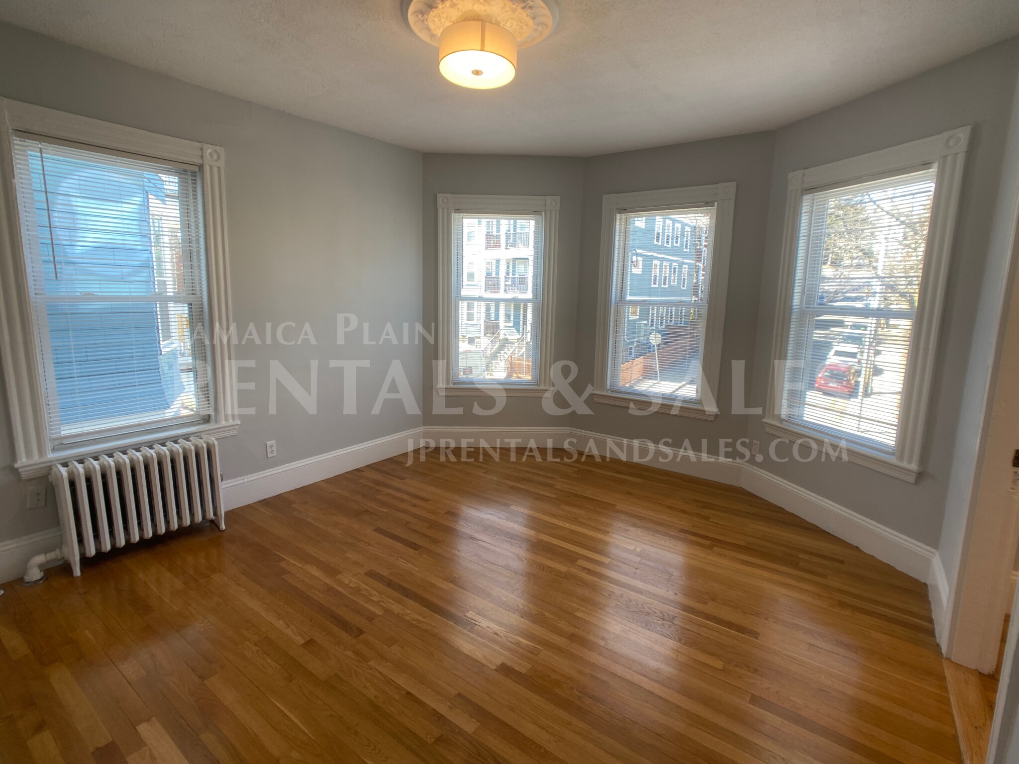 156 South St, Jamaica Plain