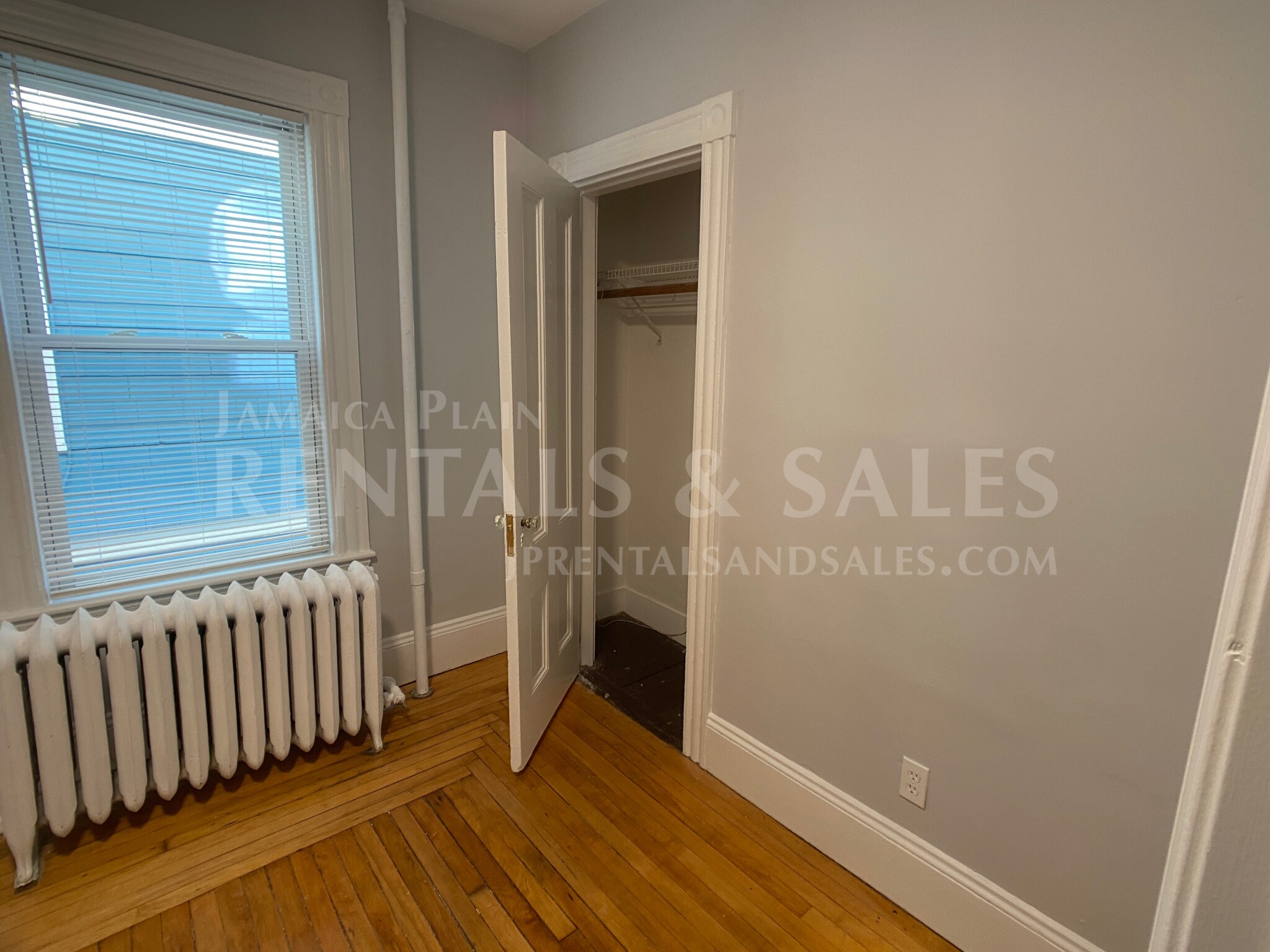 156 South St, Jamaica Plain