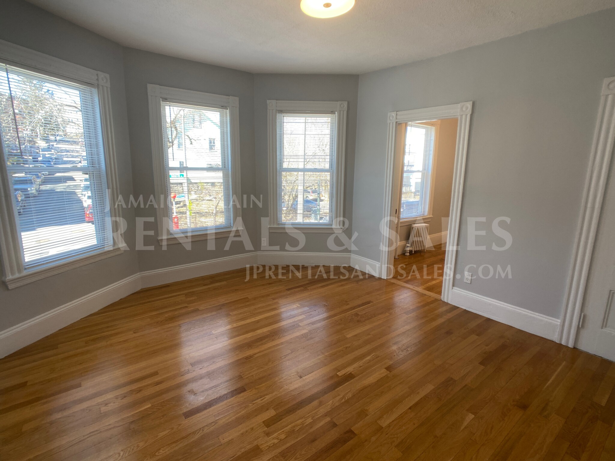 156 South St, Jamaica Plain