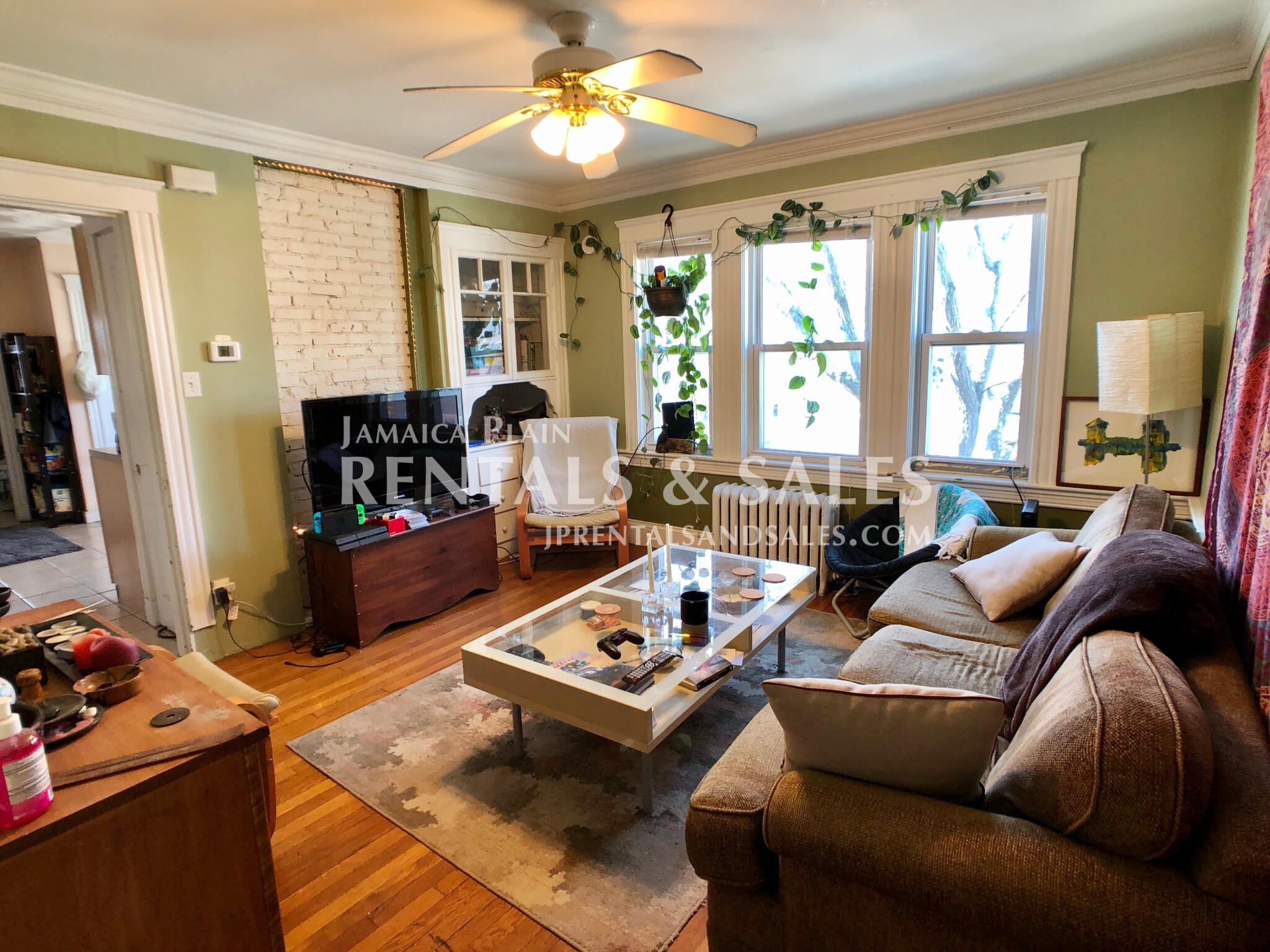 3 bed, 1 bath apartment for rent at 16 Lourdes Unit 2, Jamaica Plain — photo 6 of 19