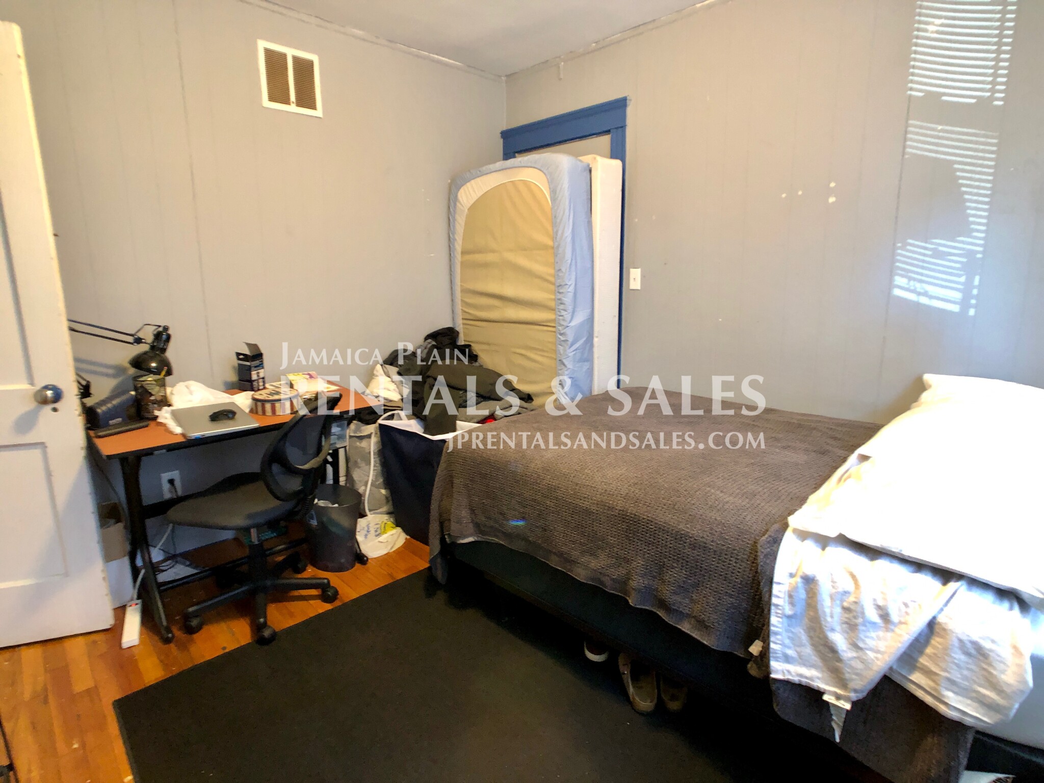 3 bed, 1 bath apartment for rent at 16 Lourdes Unit 2, Jamaica Plain — photo 14 of 19