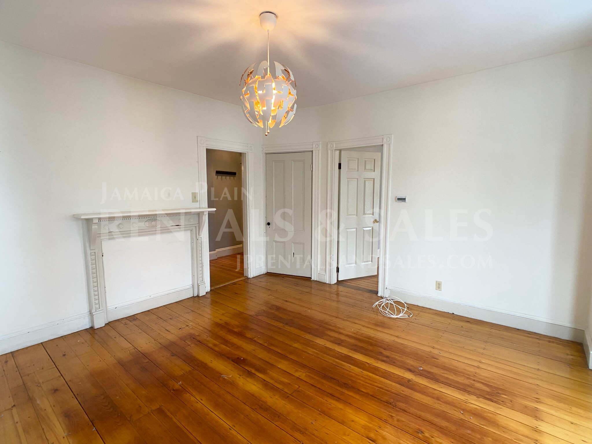 3 bed, 1 bath apartment for rent at 55 Rossmore Rd Unit 2 CO, Jamaica Plain — photo 13 of 16