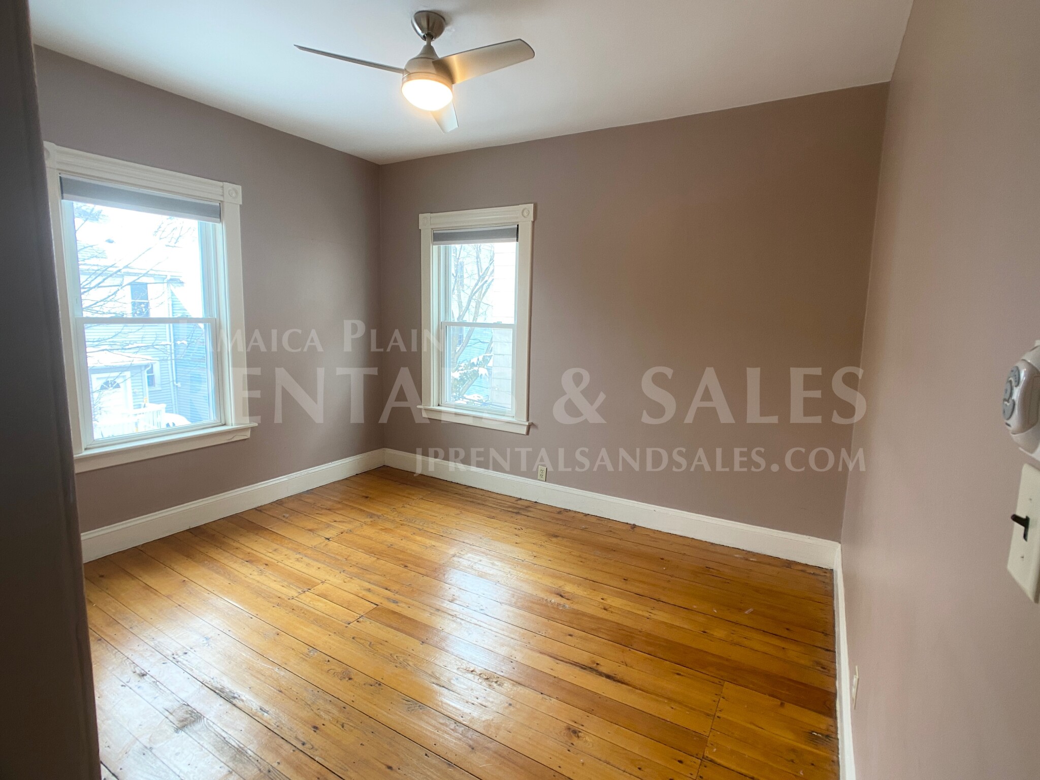 3 bed, 1 bath apartment for rent at 55 Rossmore Rd Unit 2 CO, Jamaica Plain — photo 7 of 16