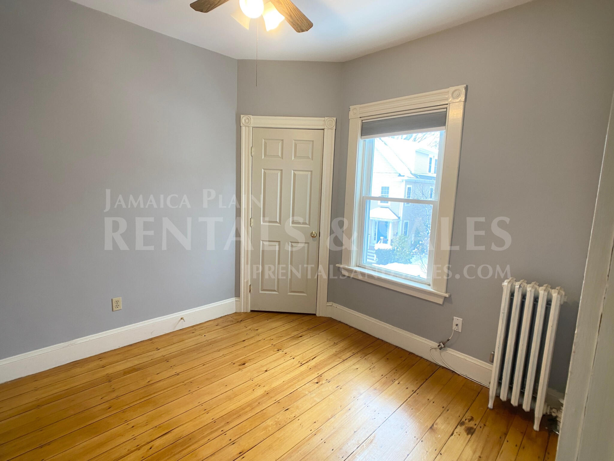 3 bed, 1 bath apartment for rent at 55 Rossmore Rd Unit 2 CO, Jamaica Plain — photo 15 of 16