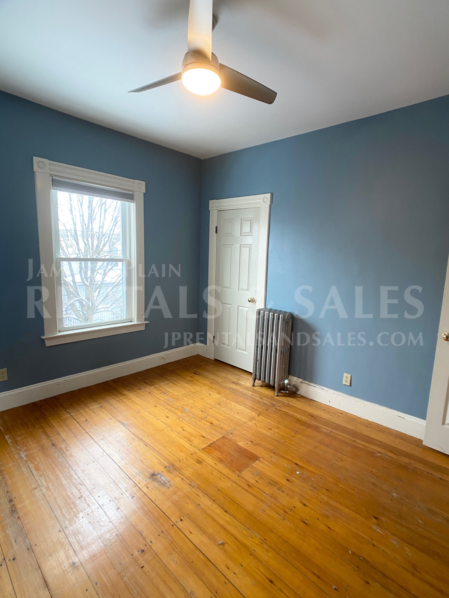 3 bed, 1 bath apartment for rent at 55 Rossmore Rd Unit 2 CO, Jamaica Plain — photo 5 of 16