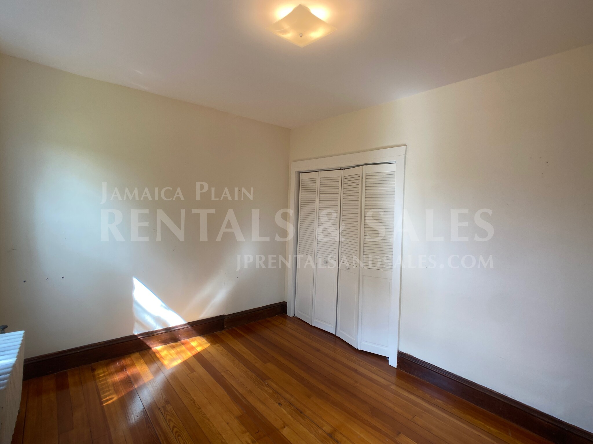 21 Child St, Jamaica Plain