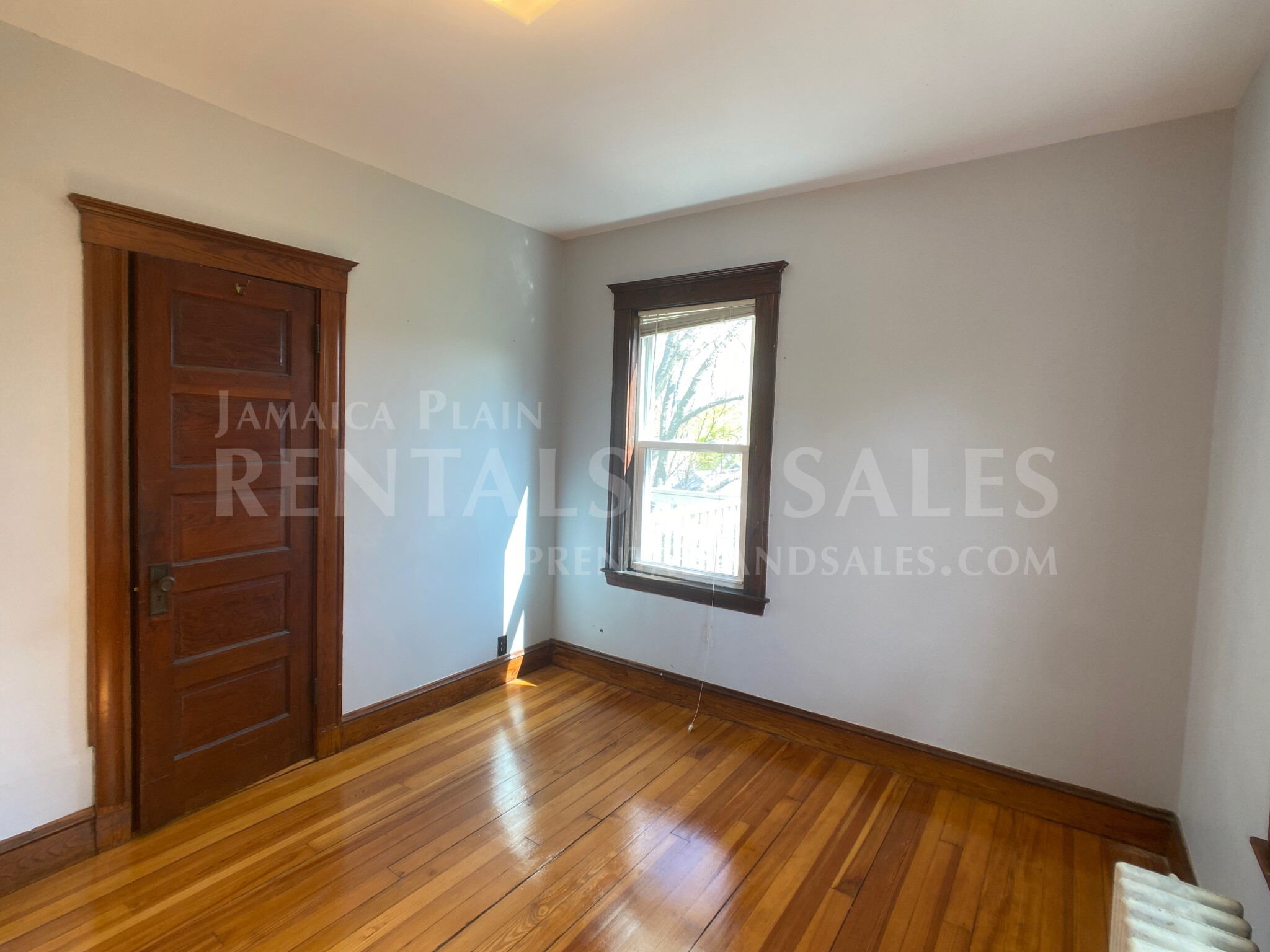 21 Child St, Jamaica Plain