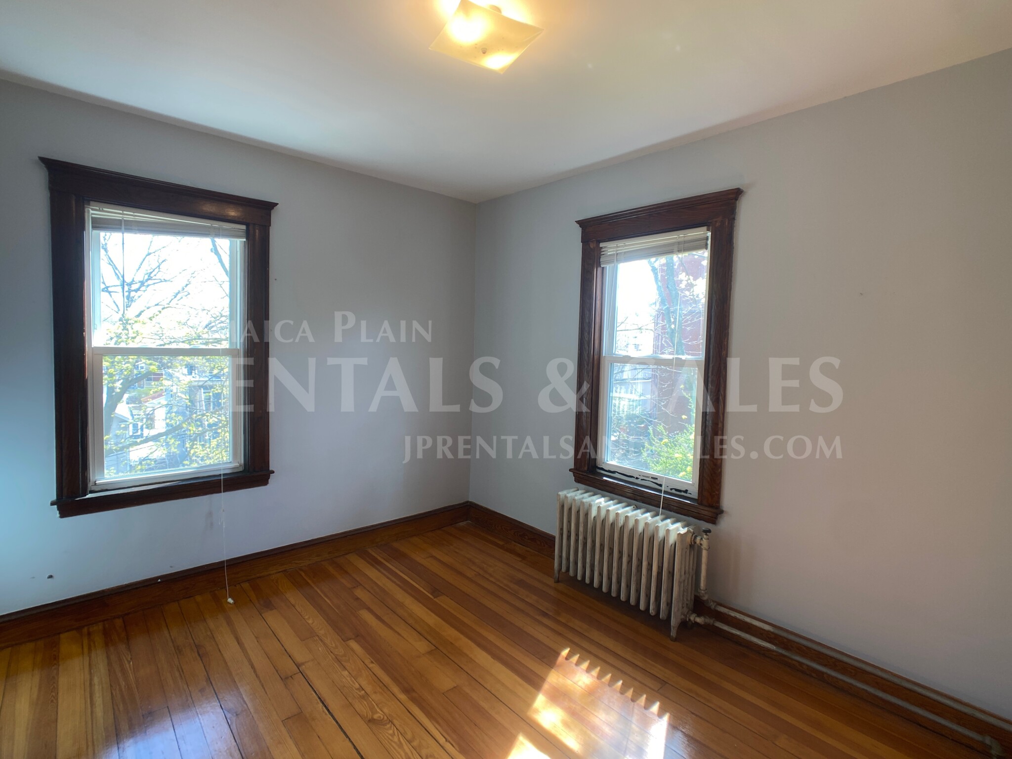 21 Child St, Jamaica Plain
