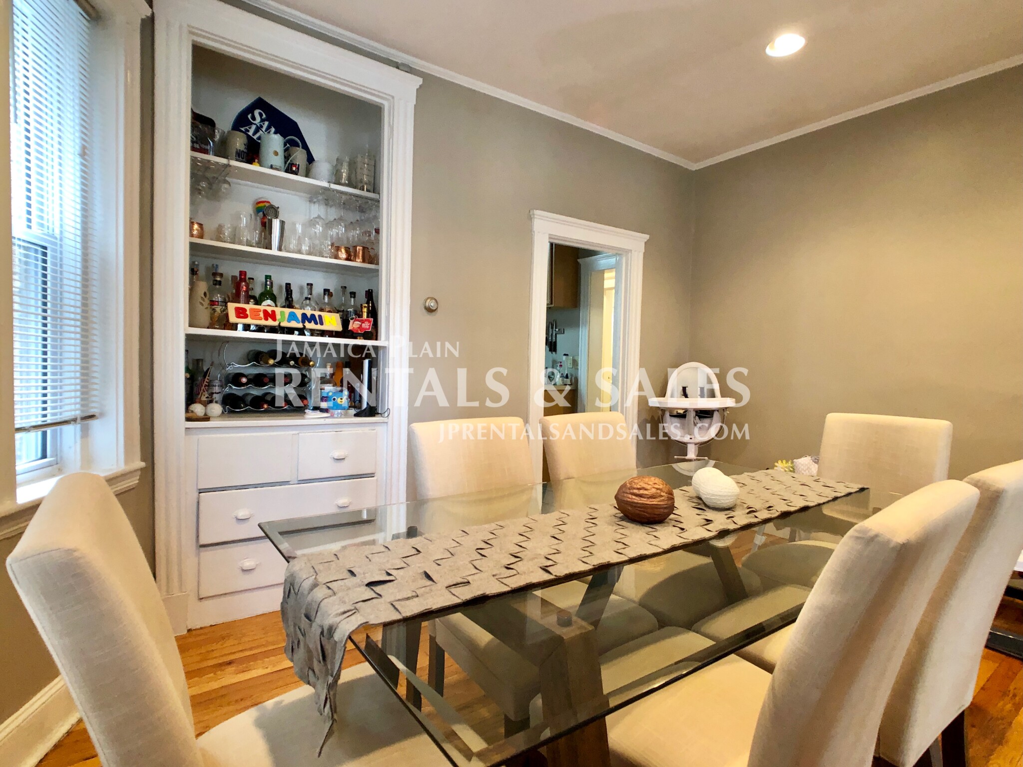 593 Centre St, Jamaica Plain