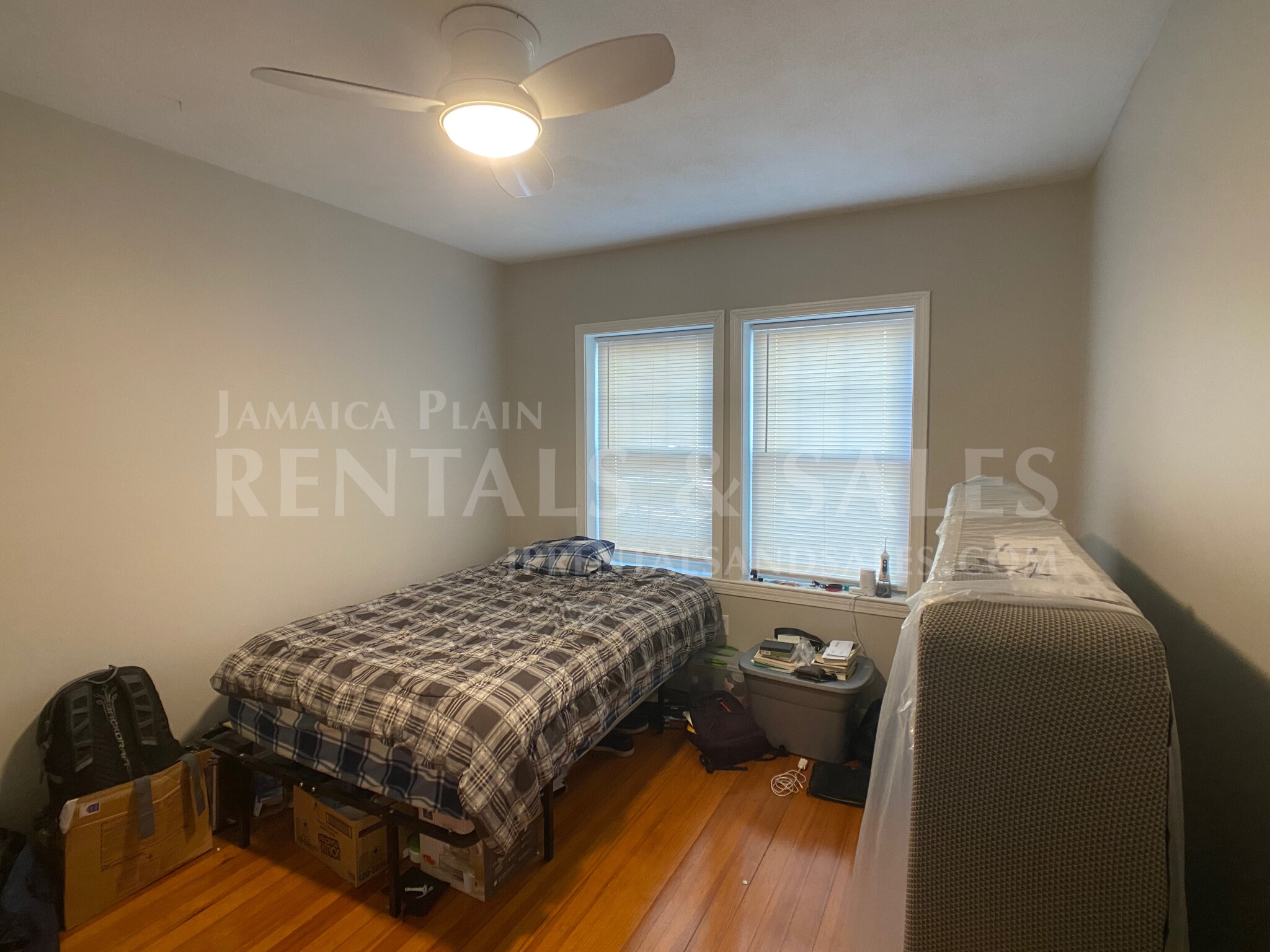 140 Arborway, Jamaica Plain