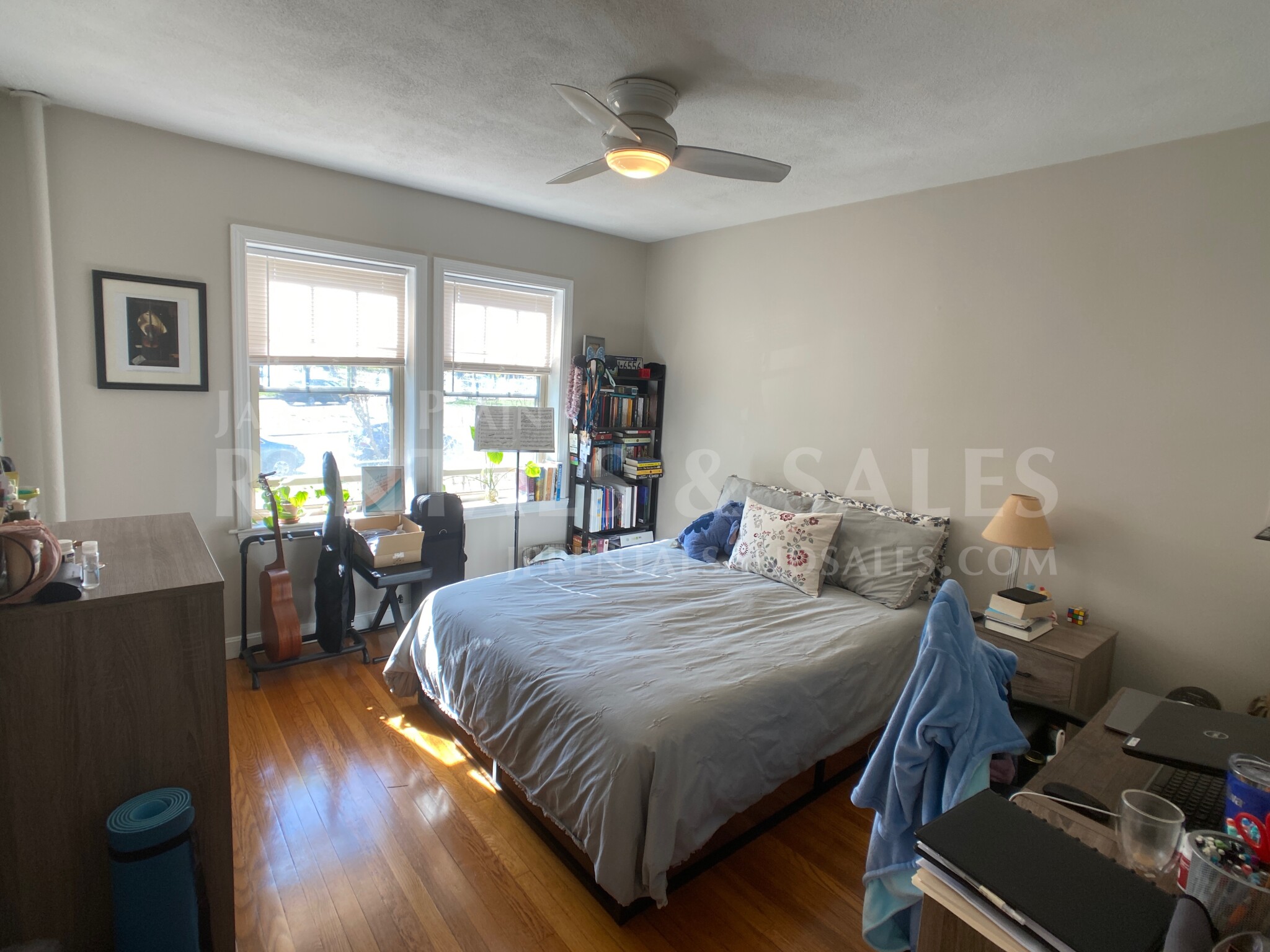 140 Arborway, Jamaica Plain