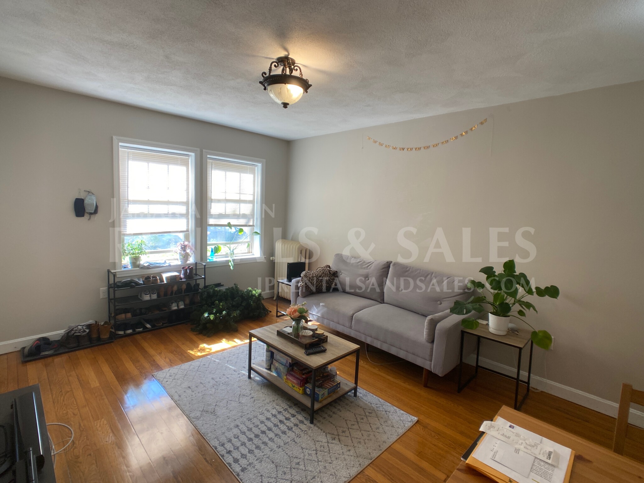 140 Arborway, Jamaica Plain