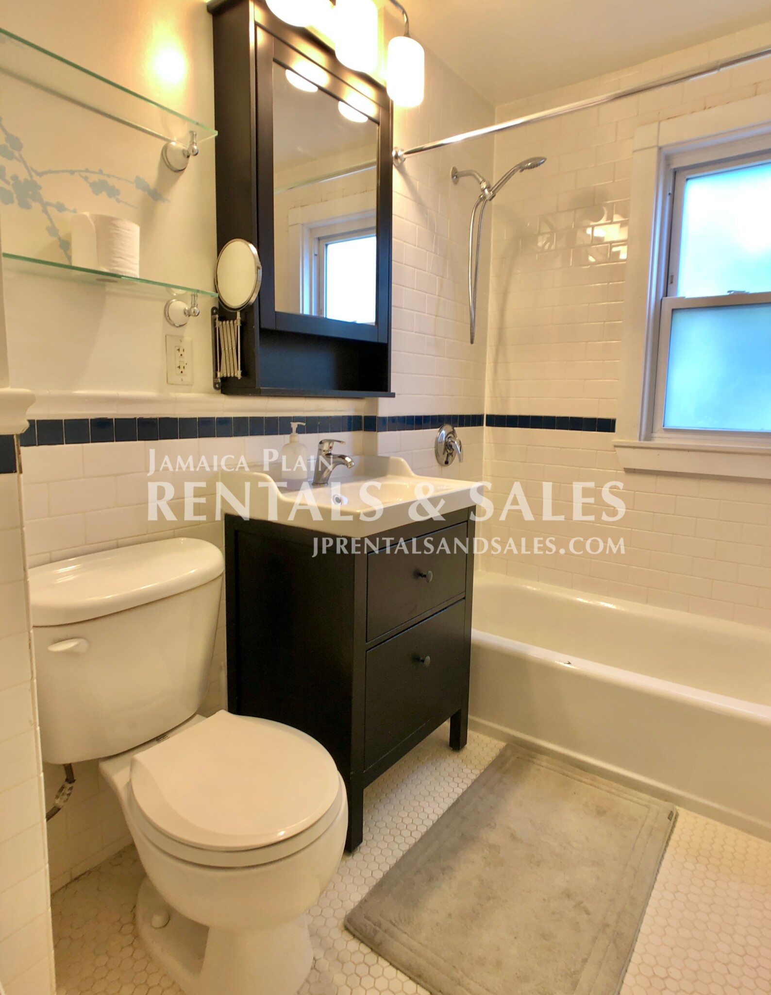 2 bed, 1 bath apartment for rent at 141 South St Unit 1, Jamaica Plain — photo 10 of 14