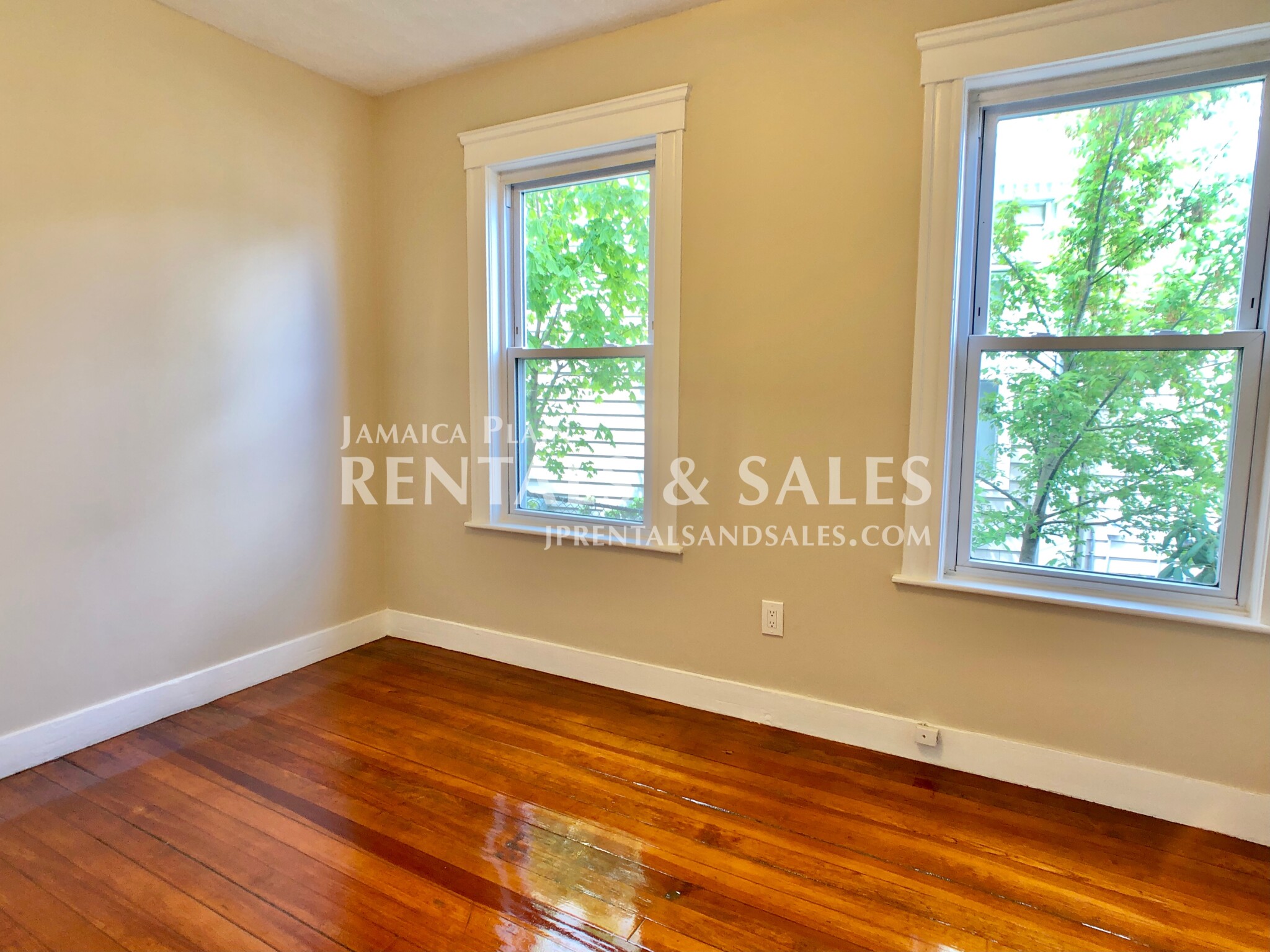 2 bed, 1 bath apartment for rent at 141 South St Unit 1, Jamaica Plain — photo 12 of 14