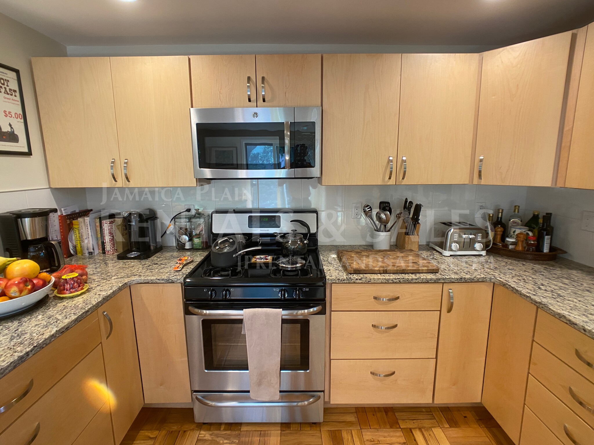 27 Eliot St, Jamaica Plain