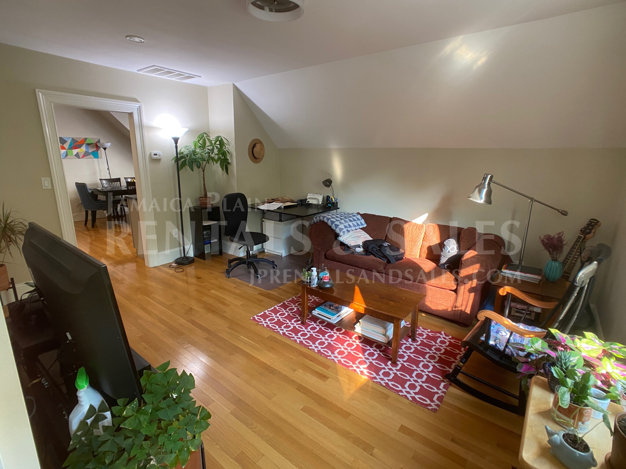1.5 bed, 1 bath apartment for rent at 30 Sheridan St Unit 3, Jamaica Plain — photo 9 of 16