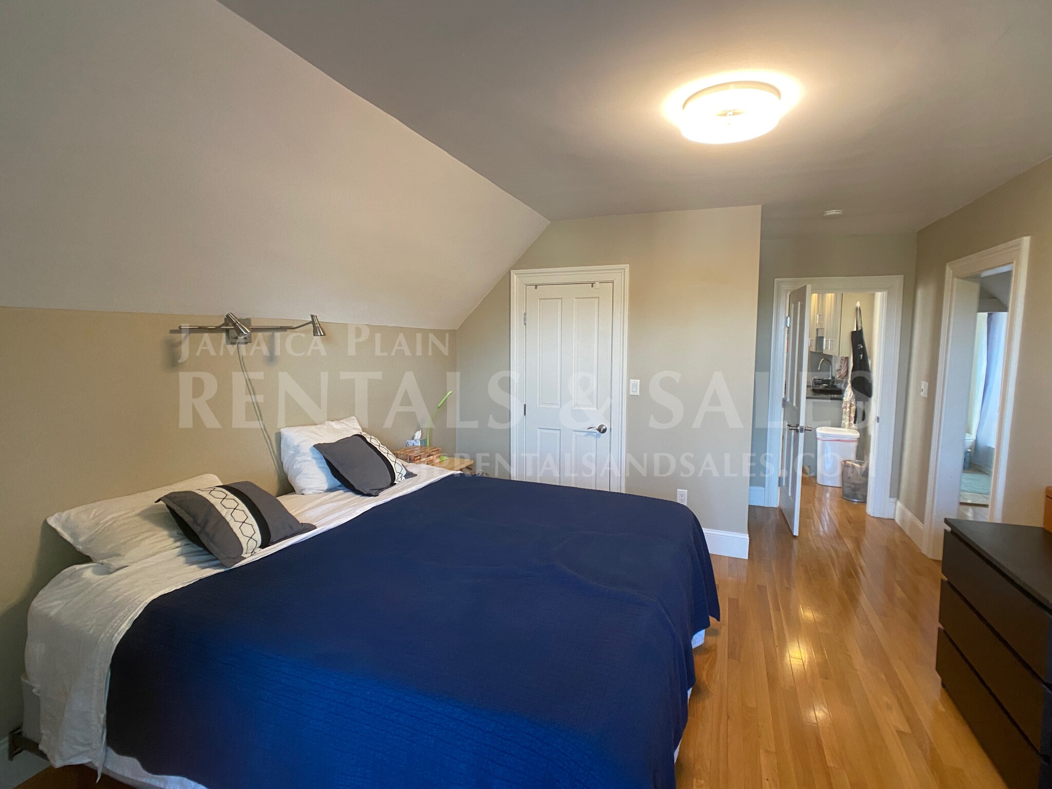 1.5 bed, 1 bath apartment for rent at 30 Sheridan St Unit 3, Jamaica Plain — photo 11 of 16
