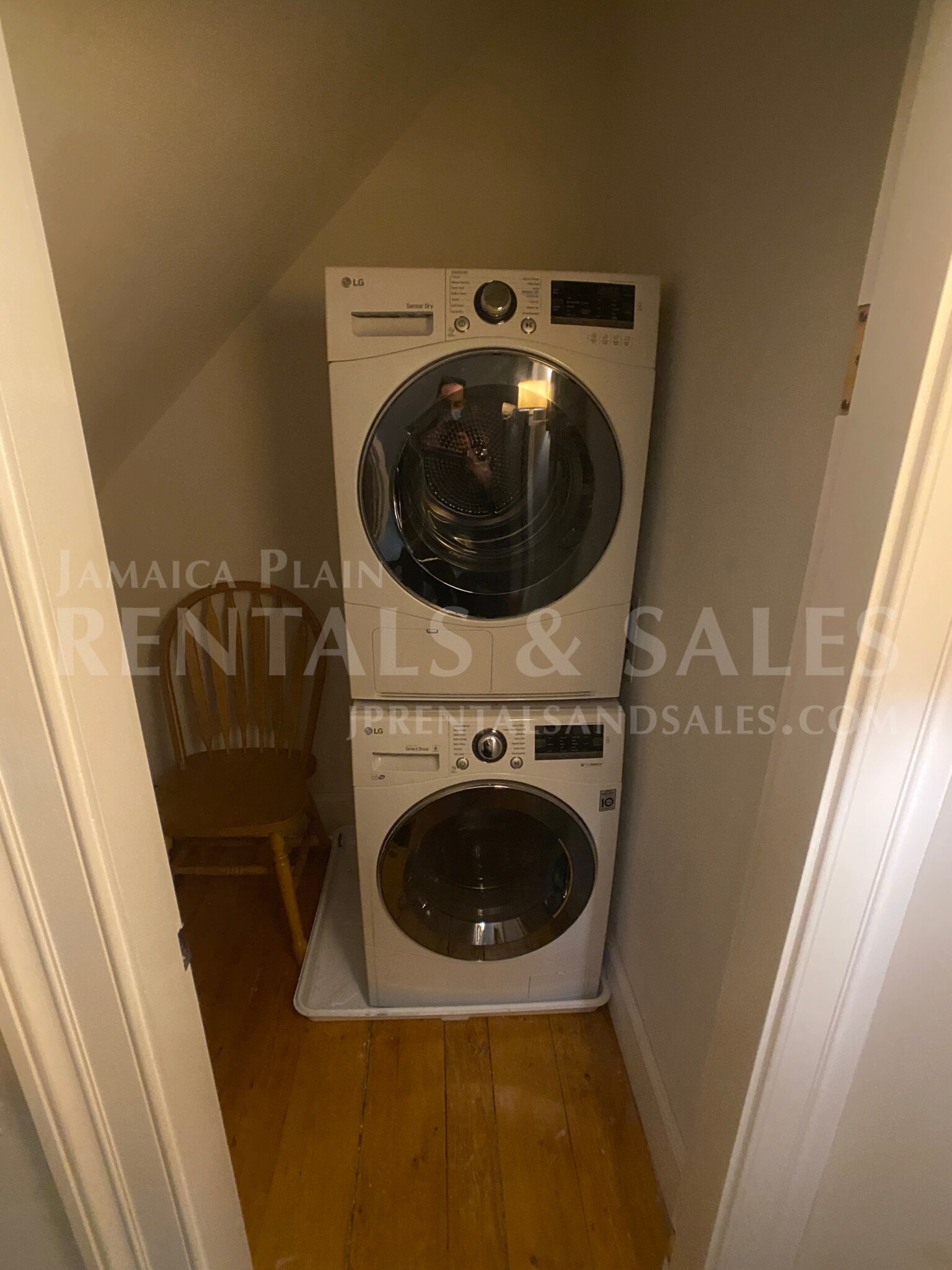 1.5 bed, 1 bath apartment for rent at 30 Sheridan St Unit 3, Jamaica Plain — photo 15 of 16