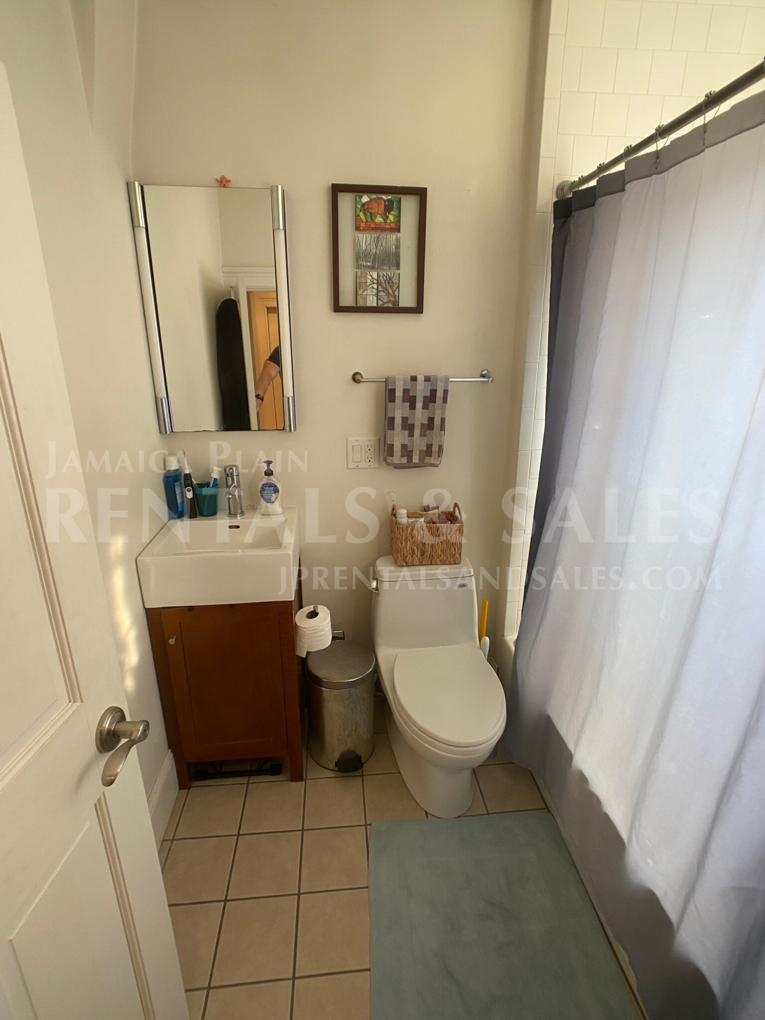 1.5 bed, 1 bath apartment for rent at 30 Sheridan St Unit 3, Jamaica Plain — photo 16 of 16