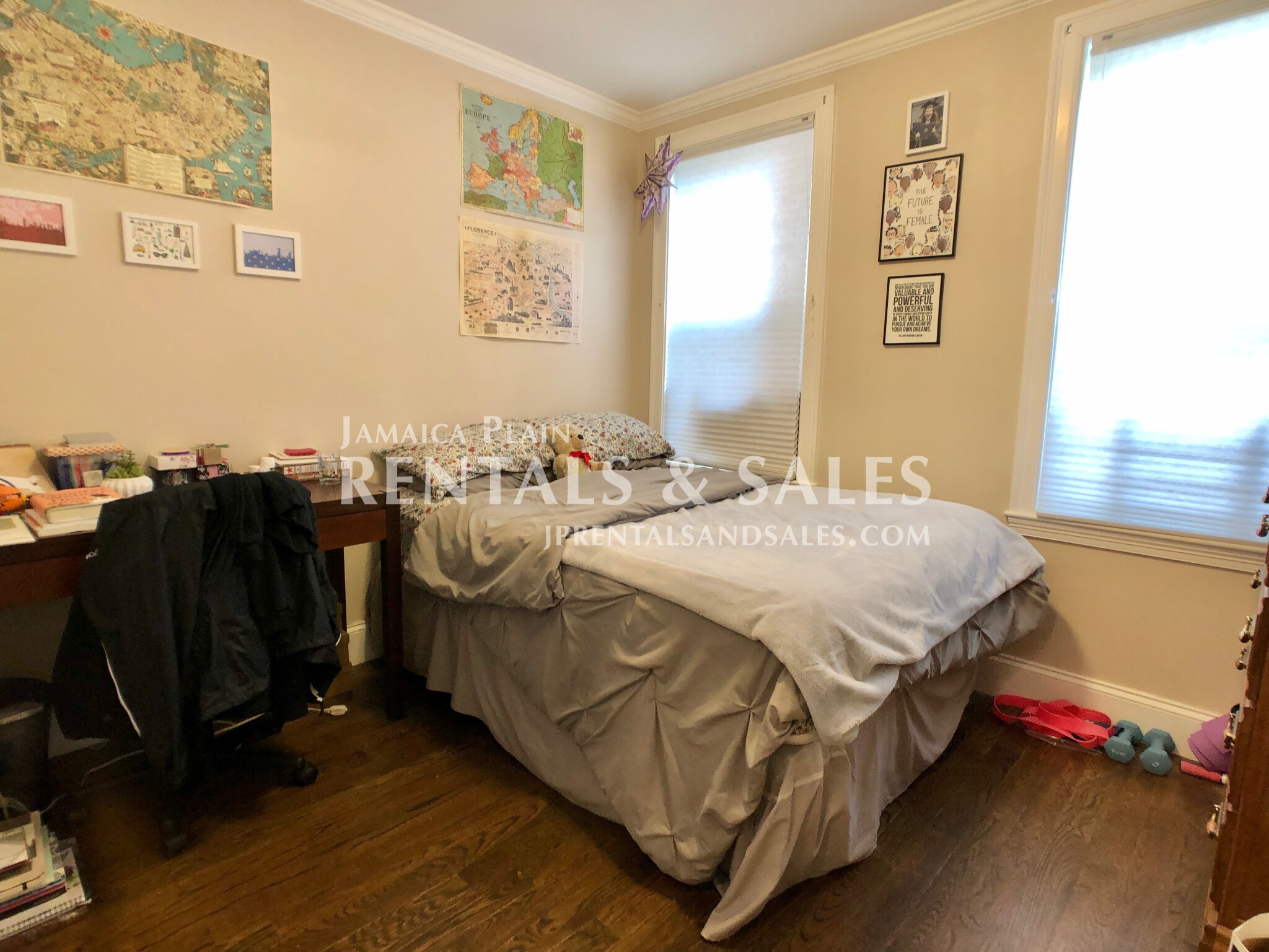 24 Chestnut Ave, Jamaica Plain