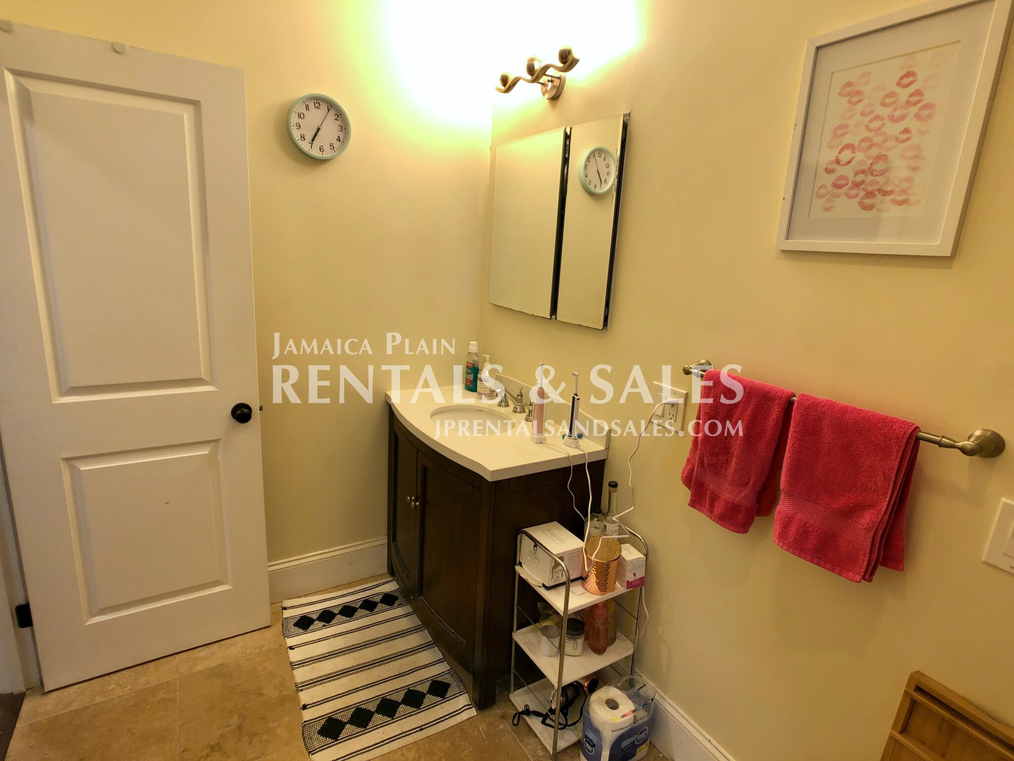 24 Chestnut Ave, Jamaica Plain