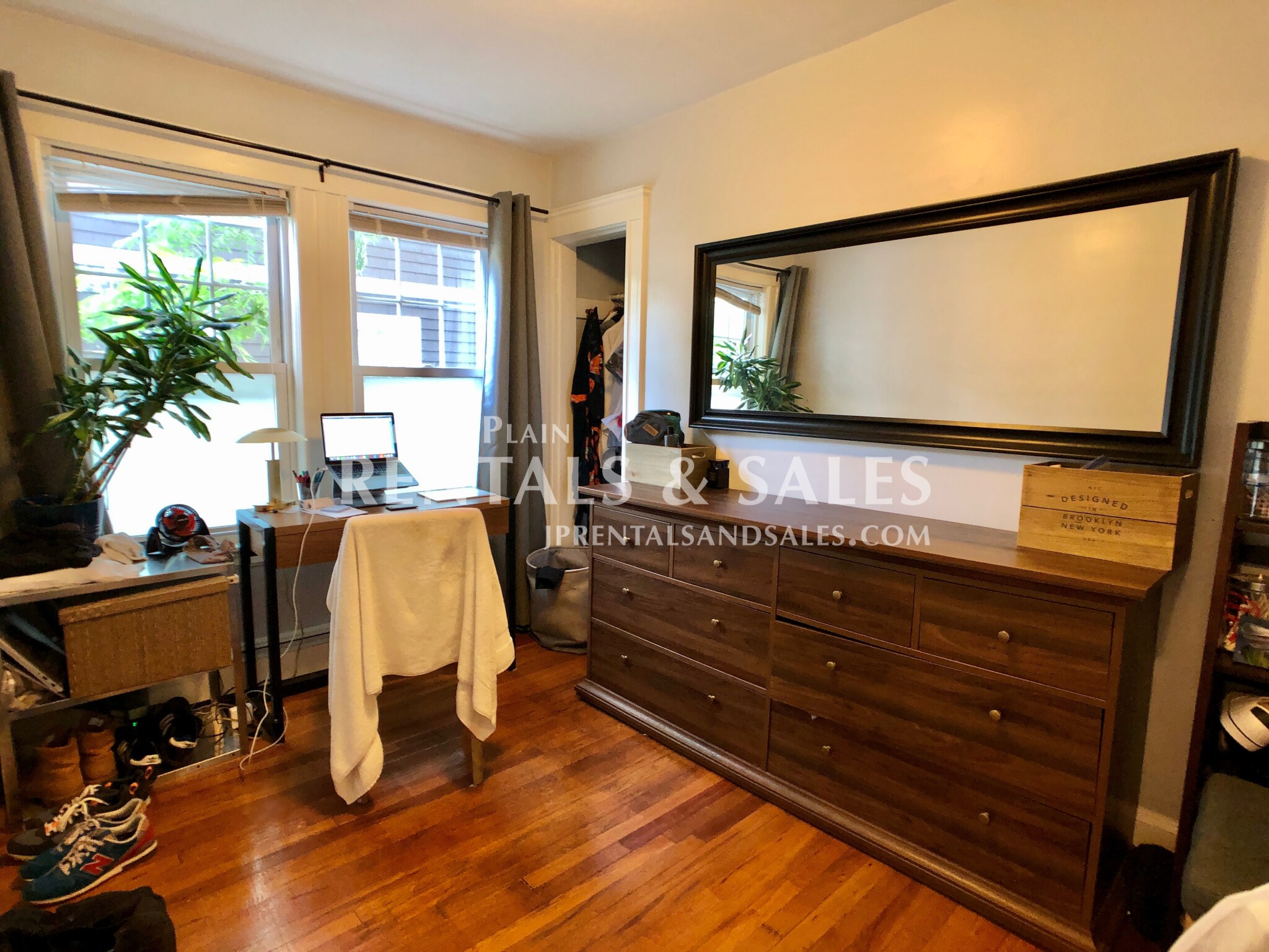 2 bed, 1.5 bath apartment for rent at 770 Centre St Unit 1, Jamaica Plain — photo 13 of 15