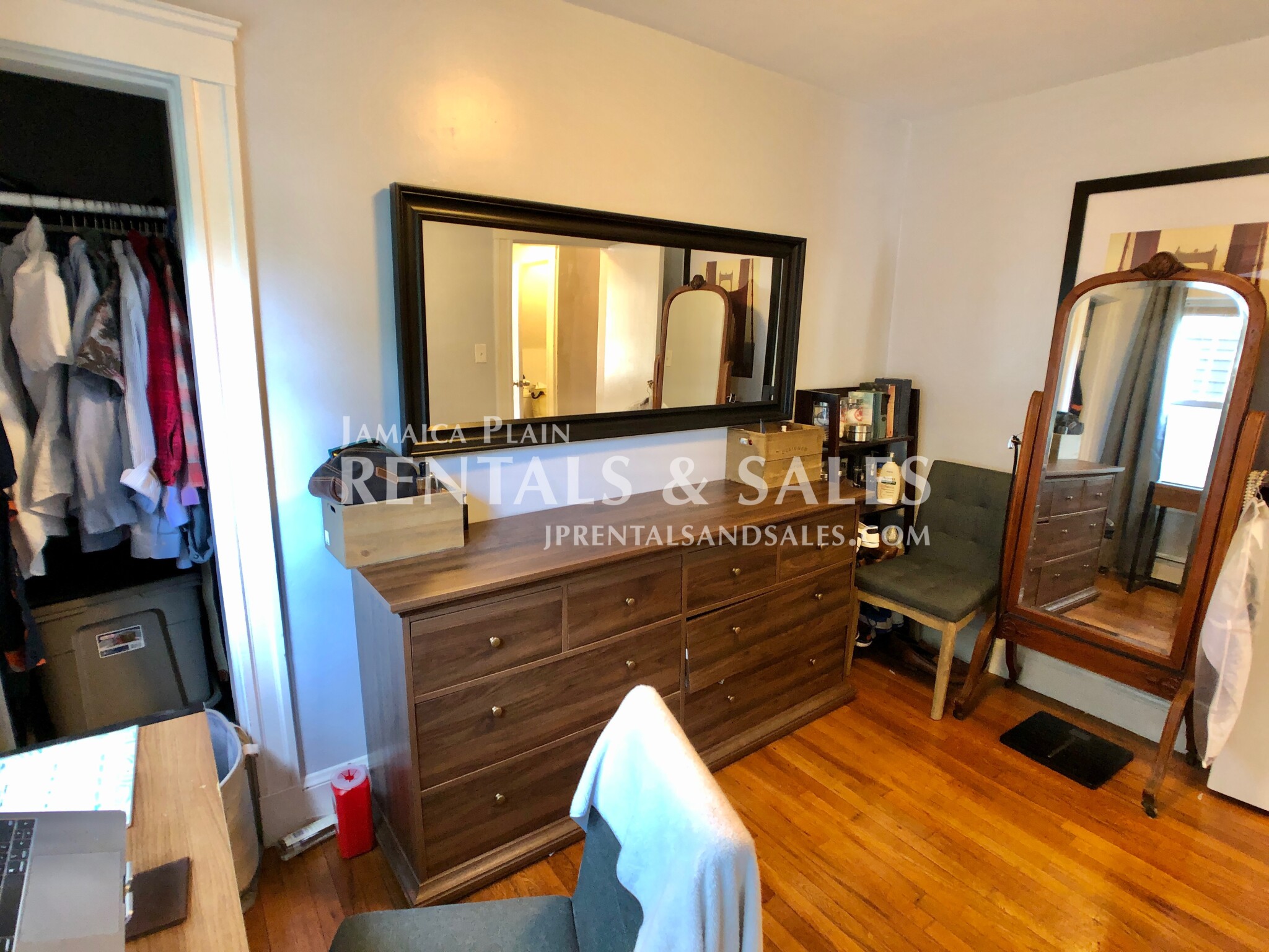 2 bed, 1.5 bath apartment for rent at 770 Centre St Unit 1, Jamaica Plain — photo 11 of 15