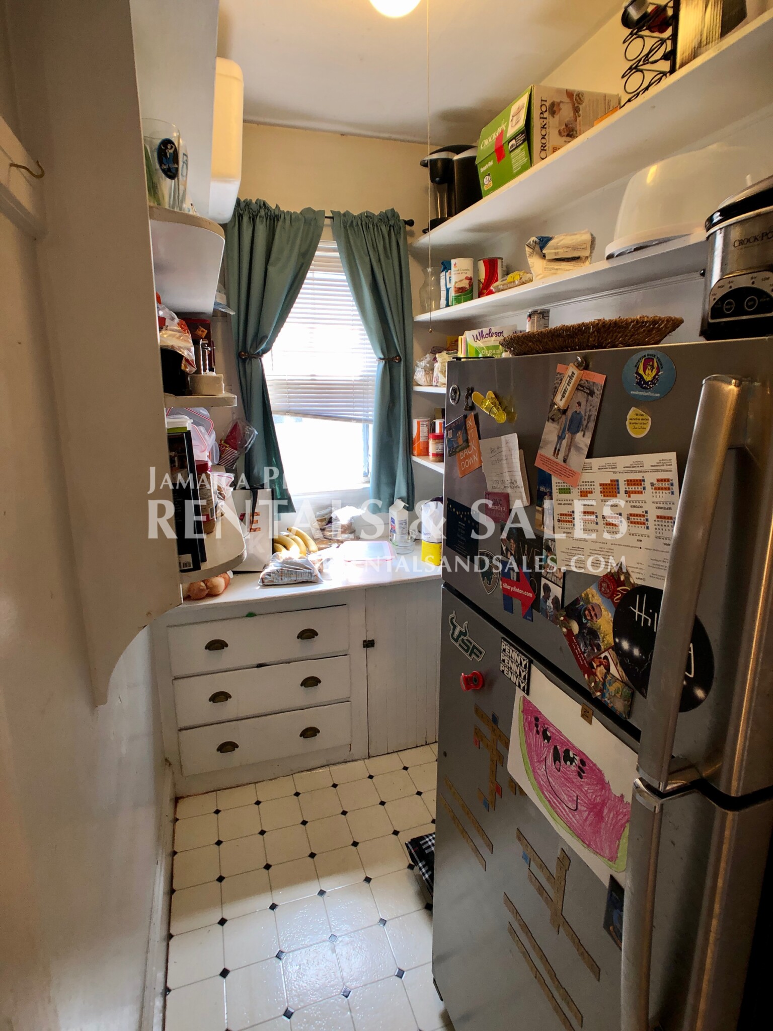3 bed, 1 bath apartment for rent at 24 Seaverns Ave Unit 2, Jamaica Plain — photo 8 of 18