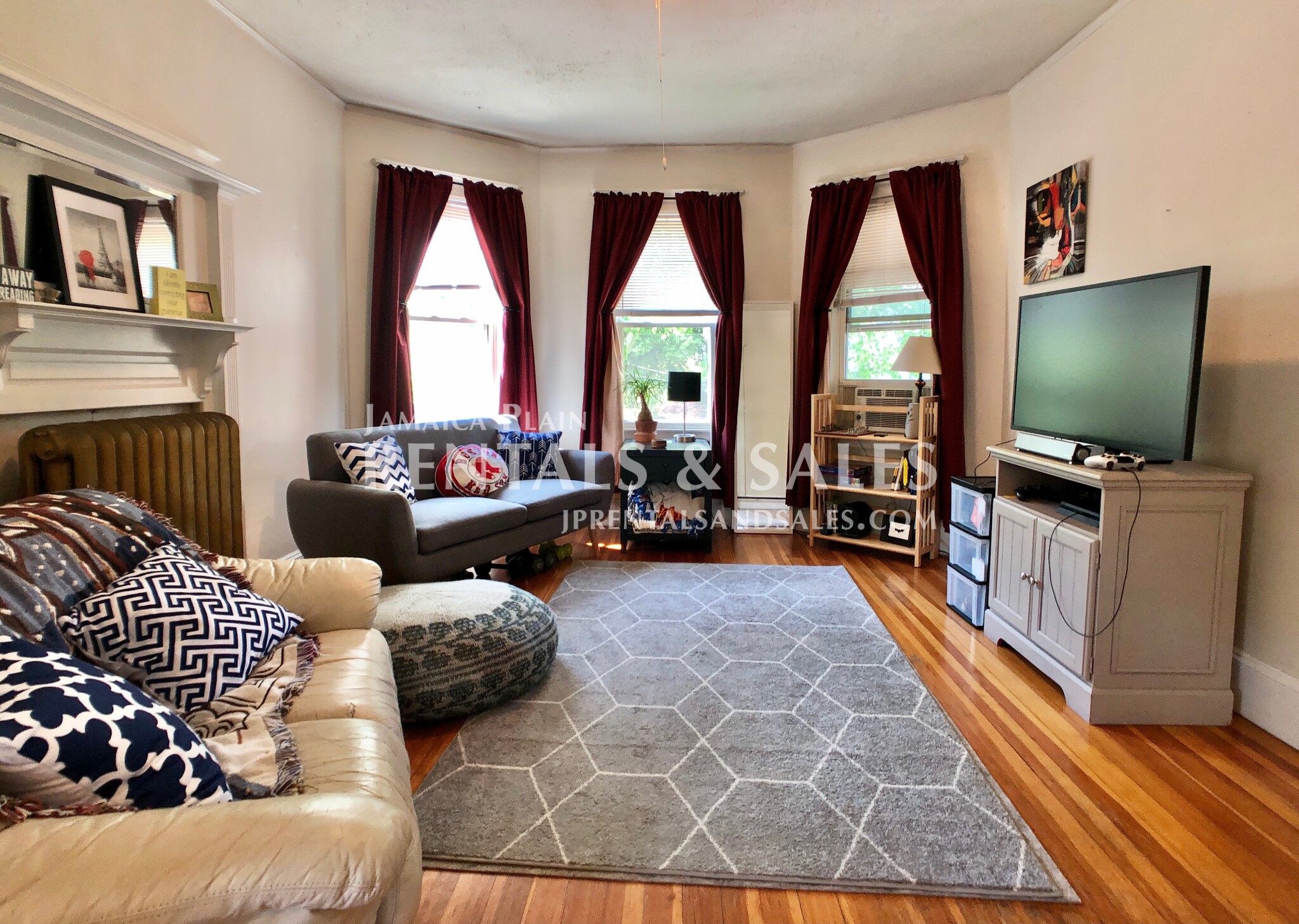 3 bed, 1 bath apartment for rent at 24 Seaverns Ave Unit 2, Jamaica Plain — photo 1 of 18