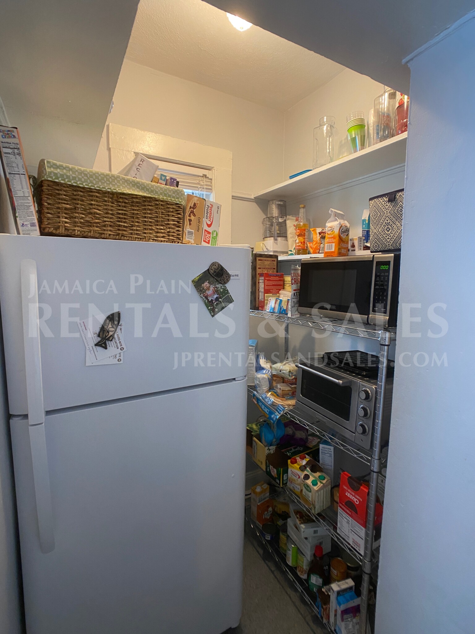 2 bed, 1 bath apartment for rent at 45 Child St Unit 1, Jamaica Plain — photo 11 of 23