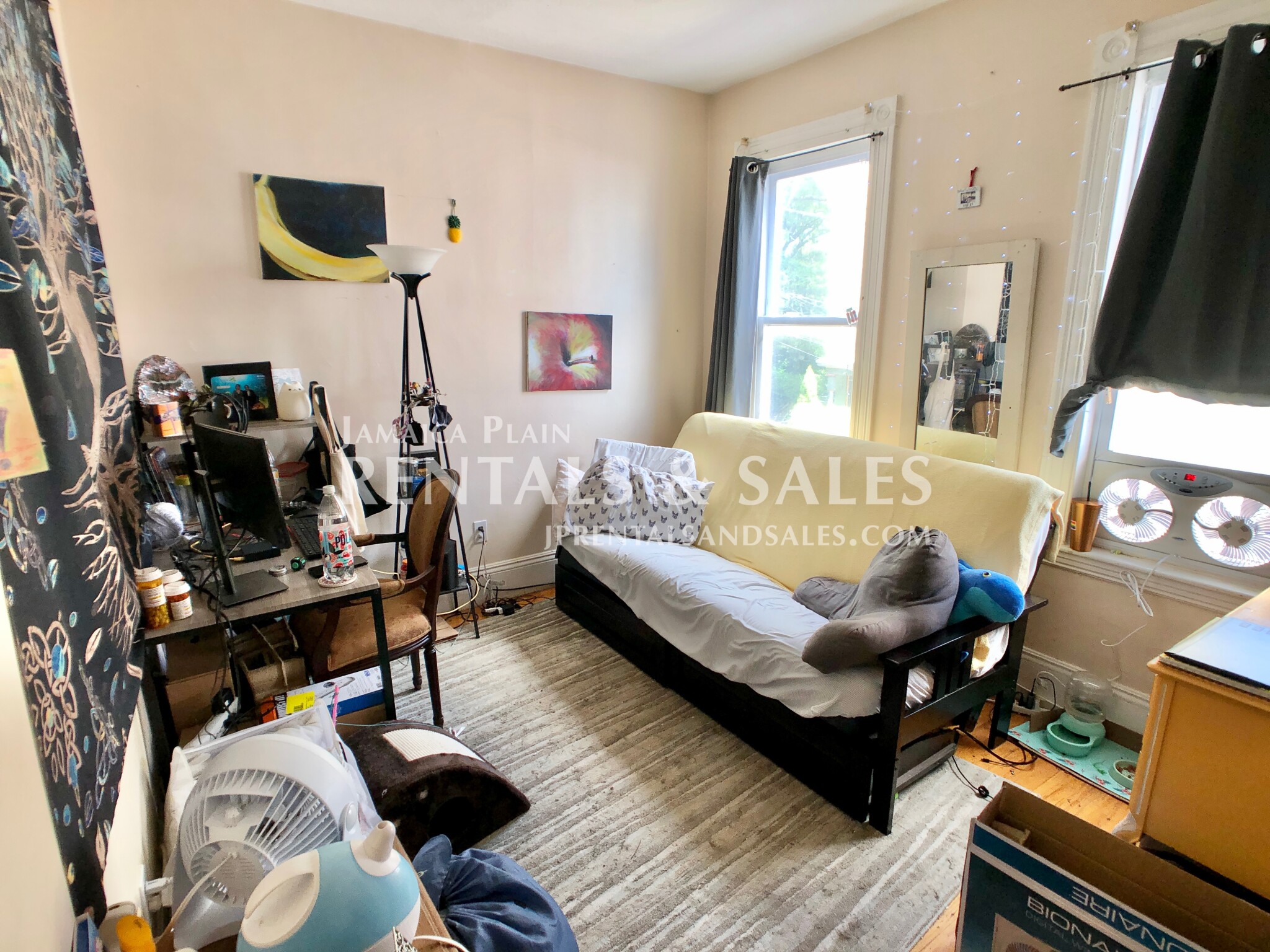 16 Arcola St, Jamaica Plain