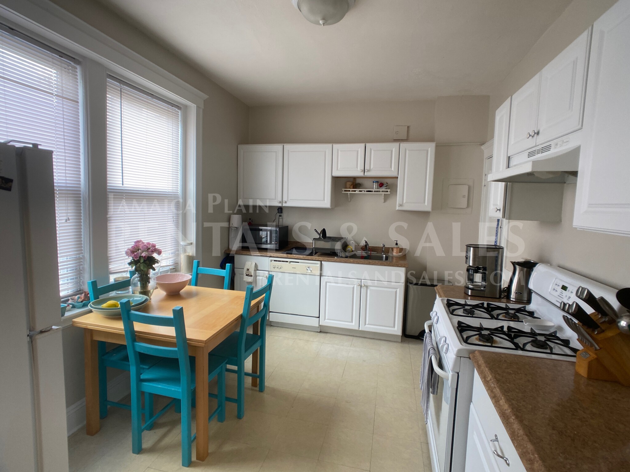 321 South Huntington Ave, Jamaica Plain