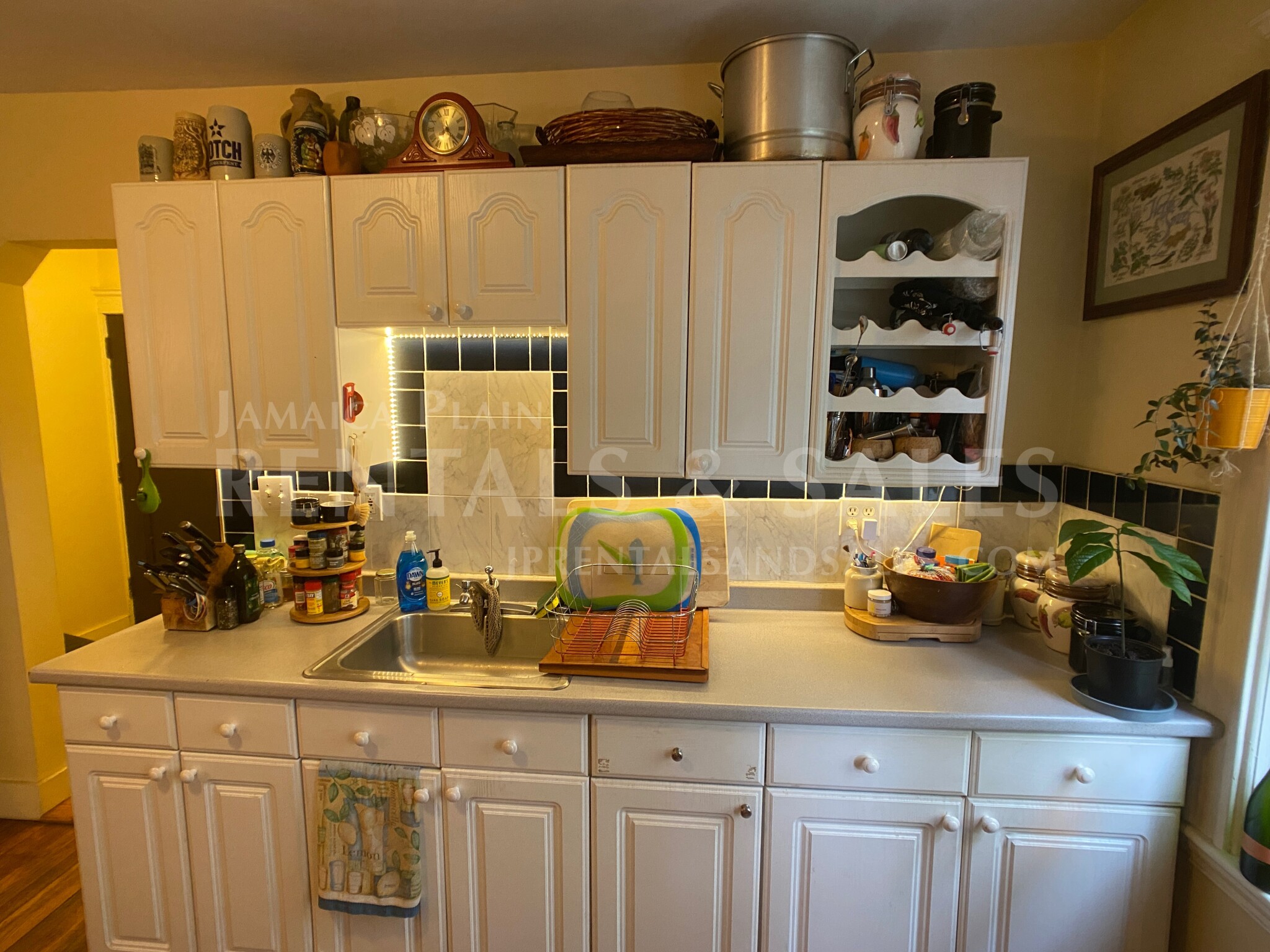 4440 Washington St, Roslindale