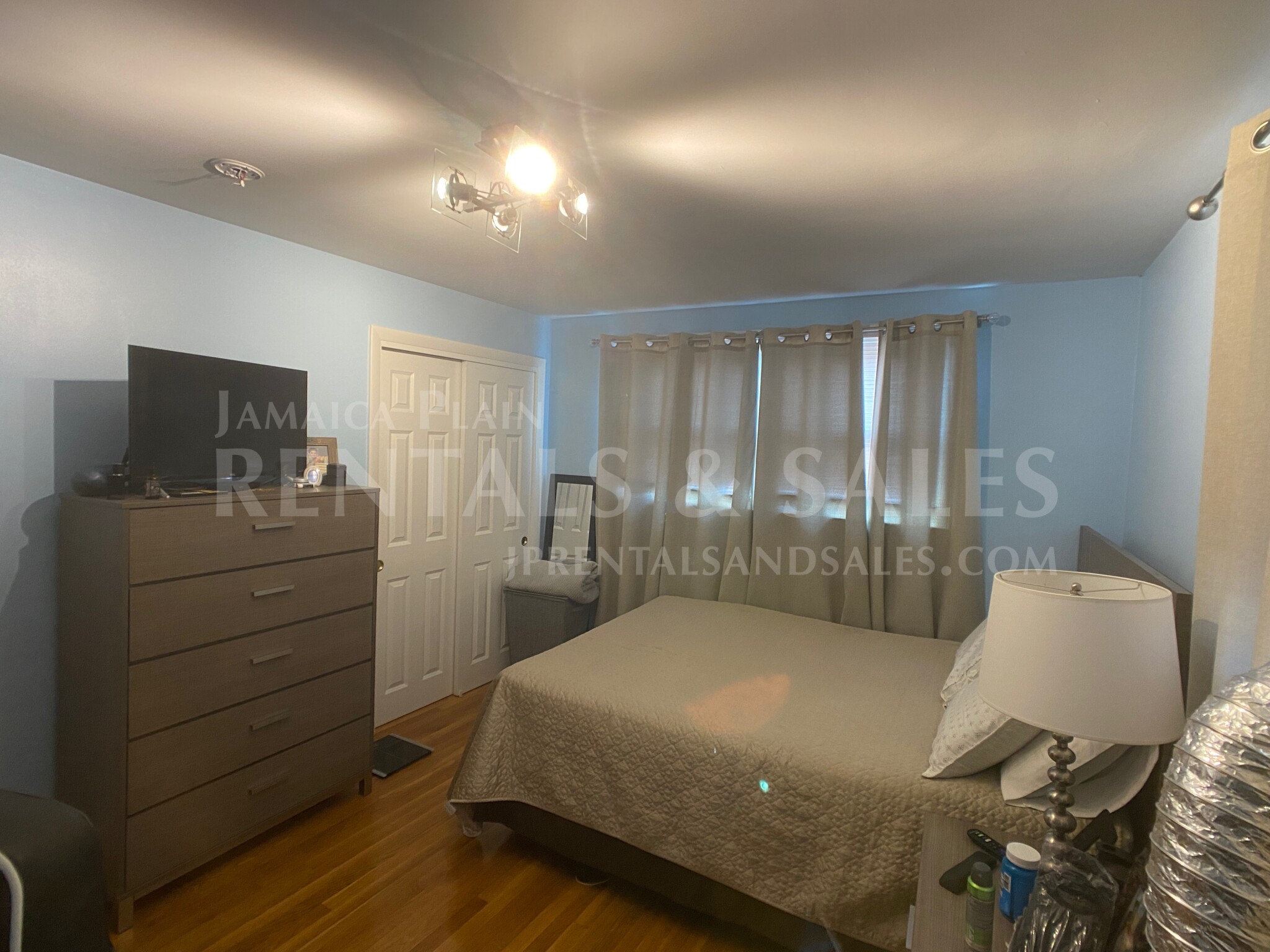 4 bed, 2.5 bath apartment for rent at 19 Norton St Unit CO, Hyde Park — photo 21 of 36