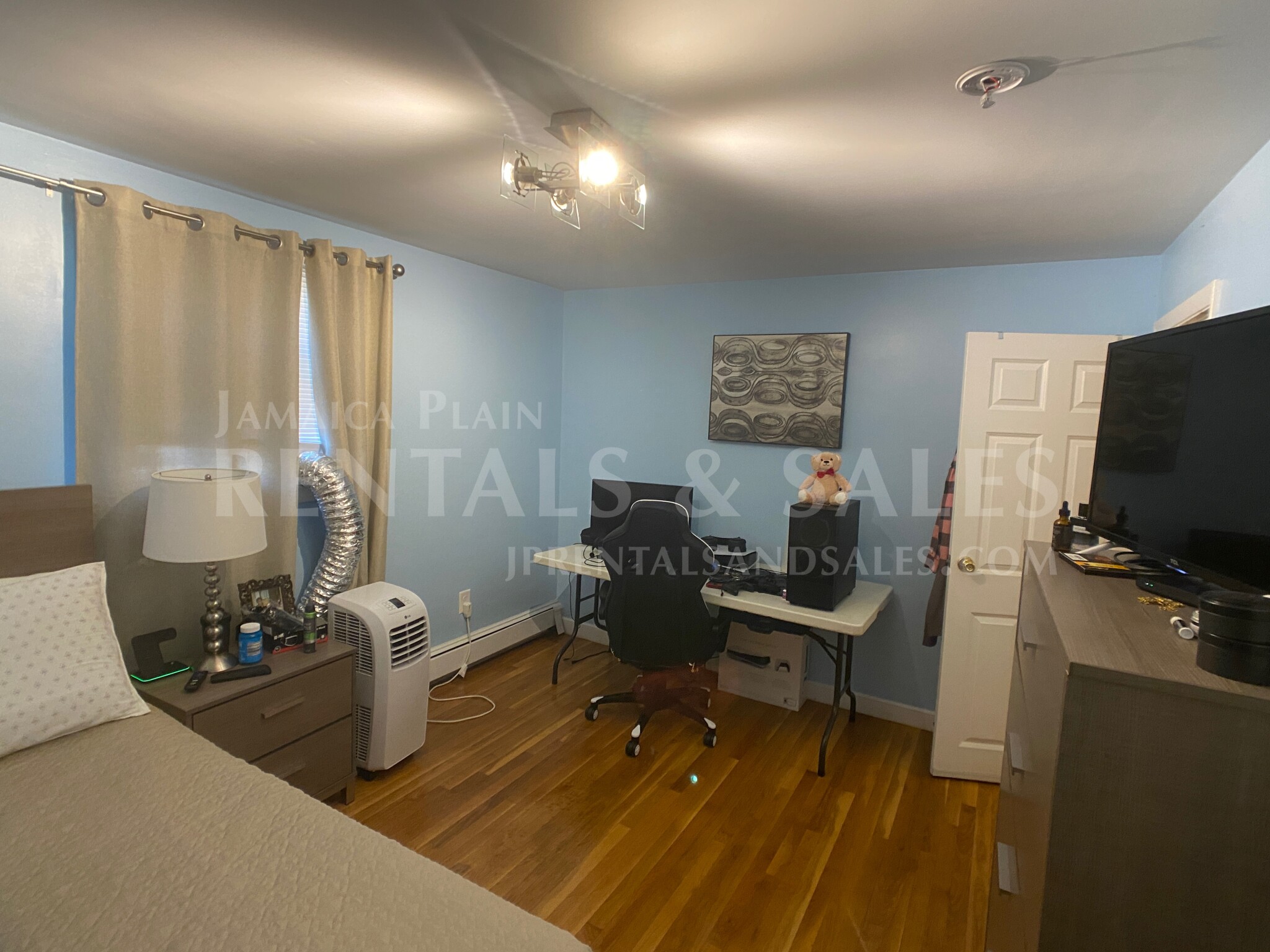 4 bed, 2.5 bath apartment for rent at 19 Norton St Unit CO, Hyde Park — photo 22 of 36