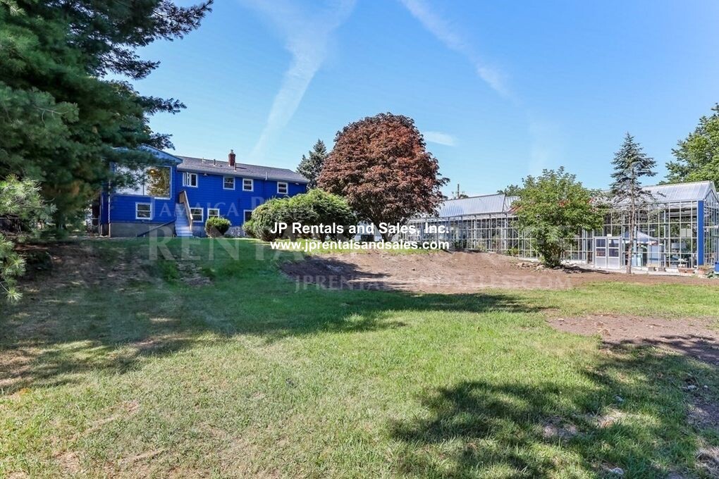 4 bed, 2.5 bath apartment for rent at 19 Norton St, Hyde Park — photo 20 of 33