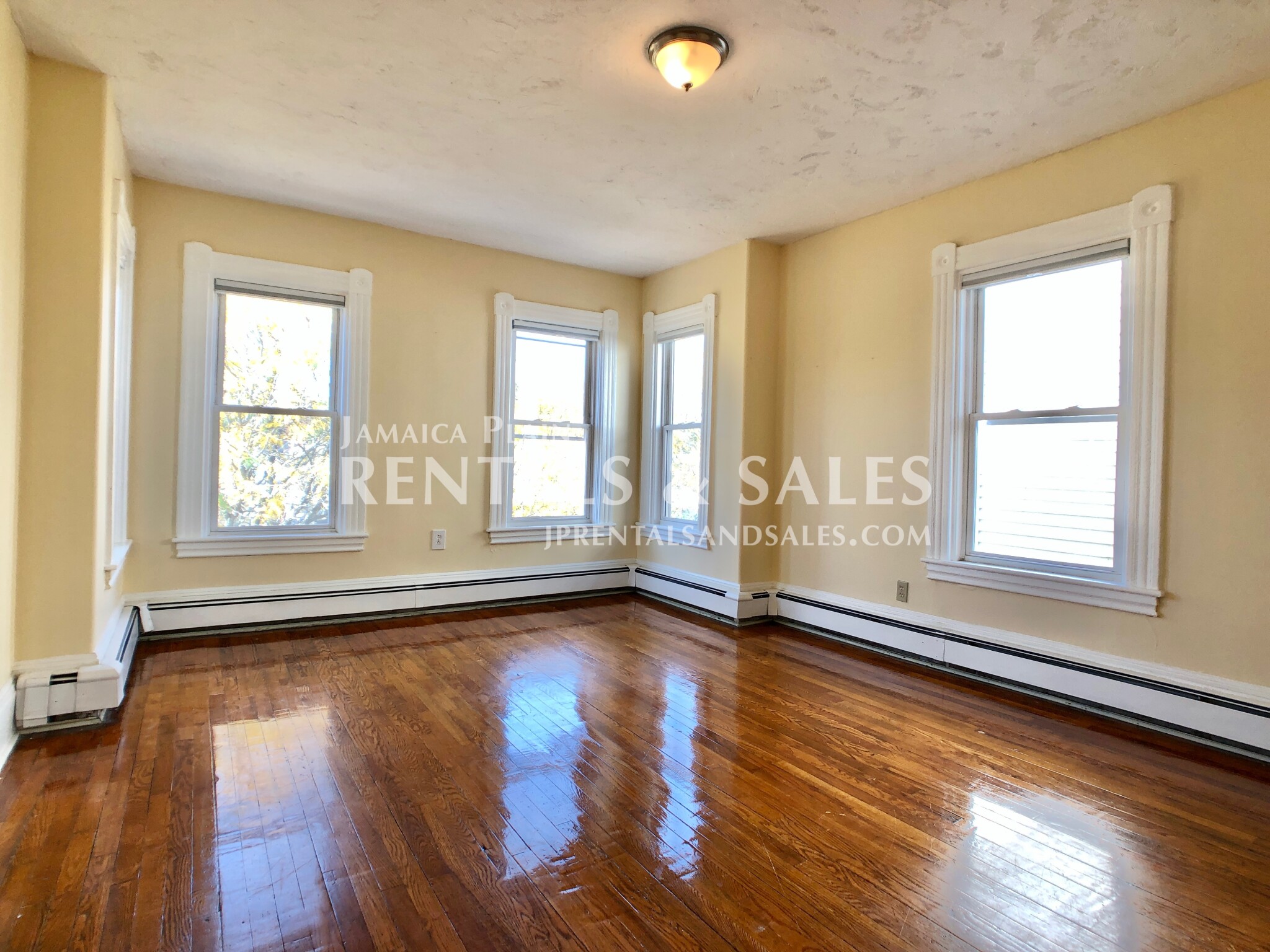 2 bed, 1 bath apartment for rent at 68 Brookside Ave Unit 3, Jamaica Plain — photo 8 of 13